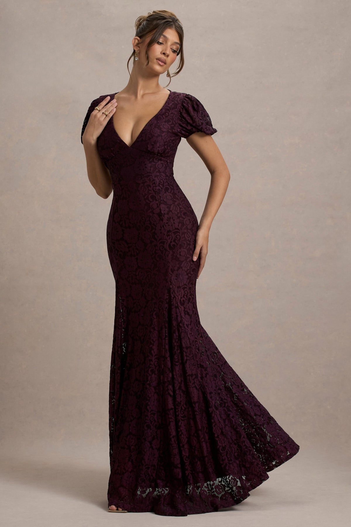 Elestria | Robe Longue en Dentelle avec Manches Bouffantes et Décolleté en V