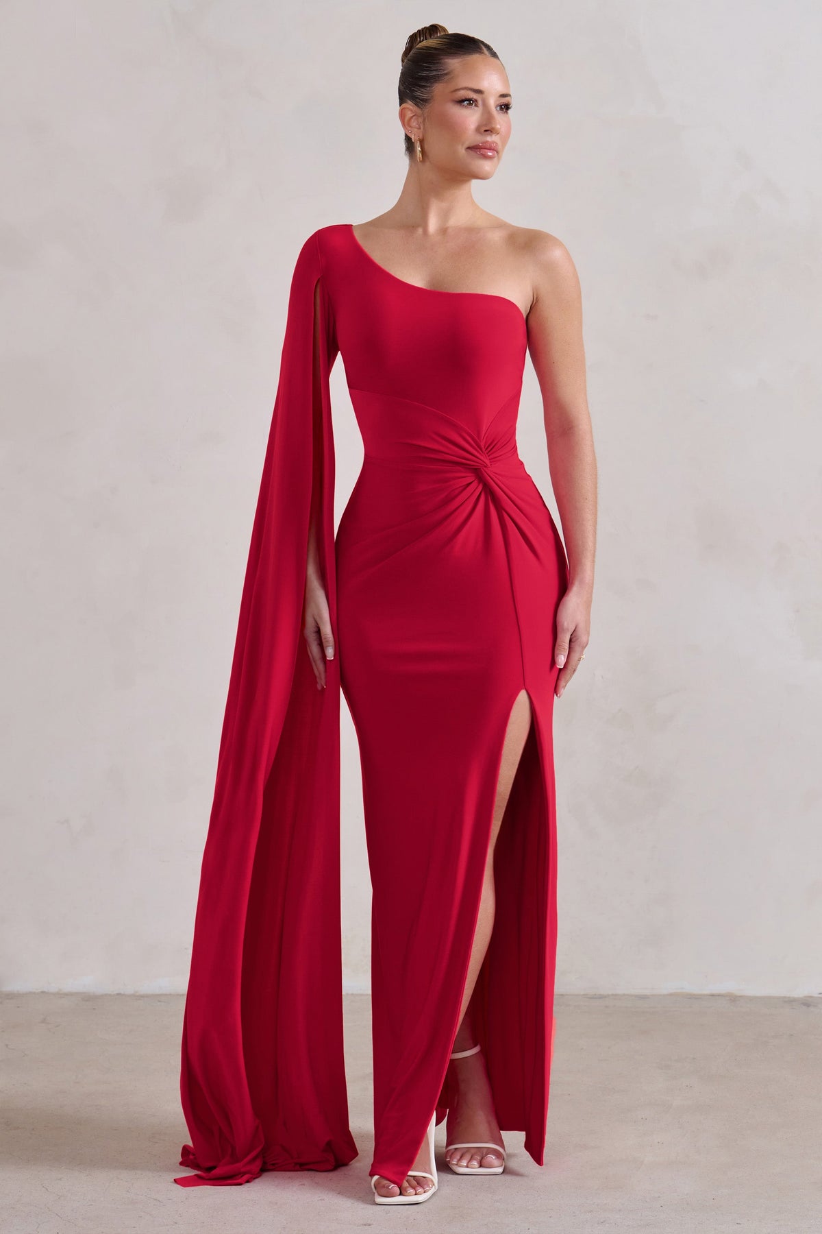 Romi | Robe longue asymétrique rouge à motif torsadé