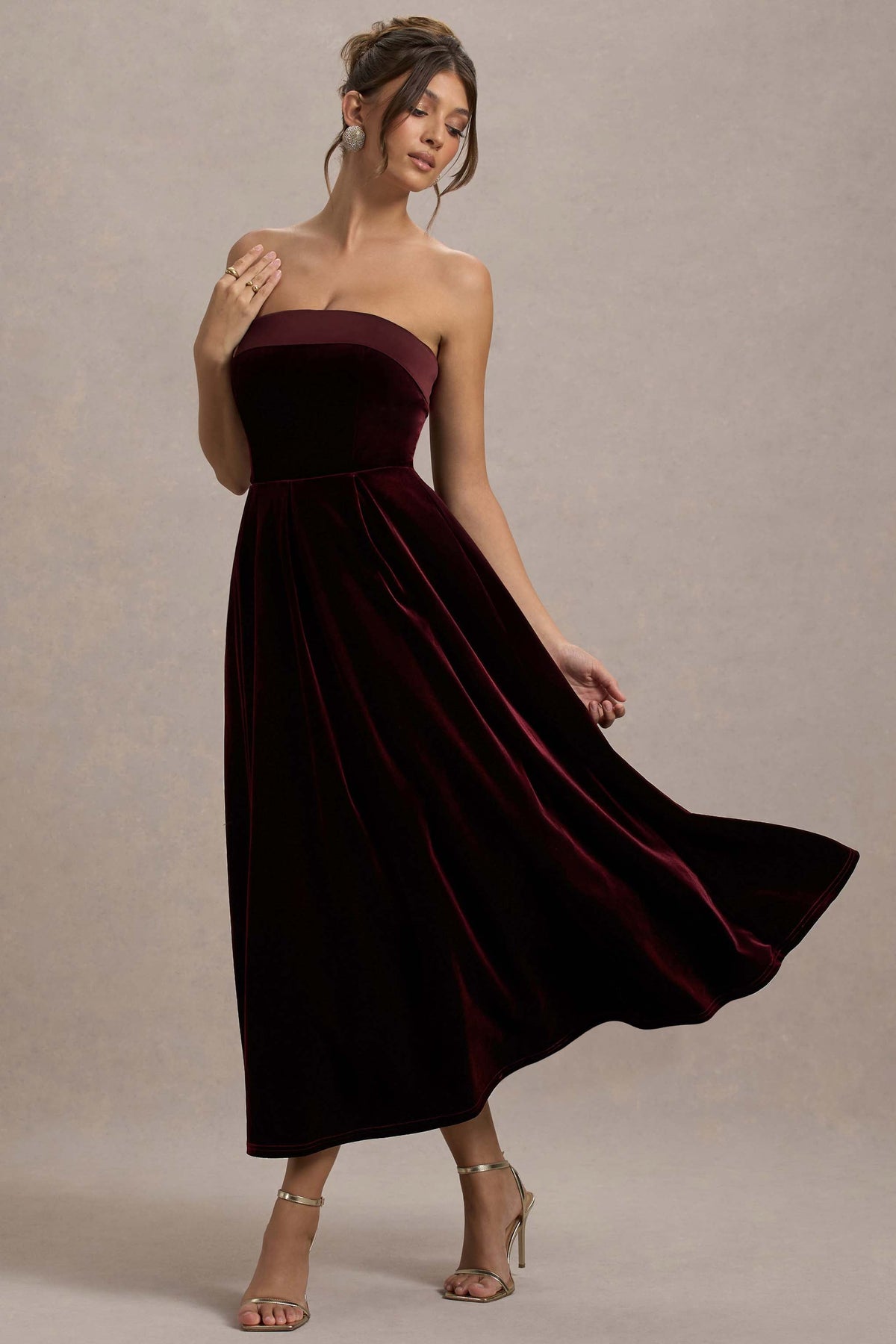 Delray | Robe Mi-Longue Bandeau en Velours Bordeaux