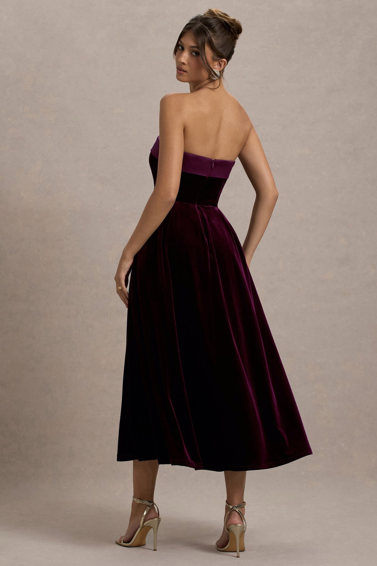 Delray | Robe Mi-Longue Bandeau en Velours Bordeaux