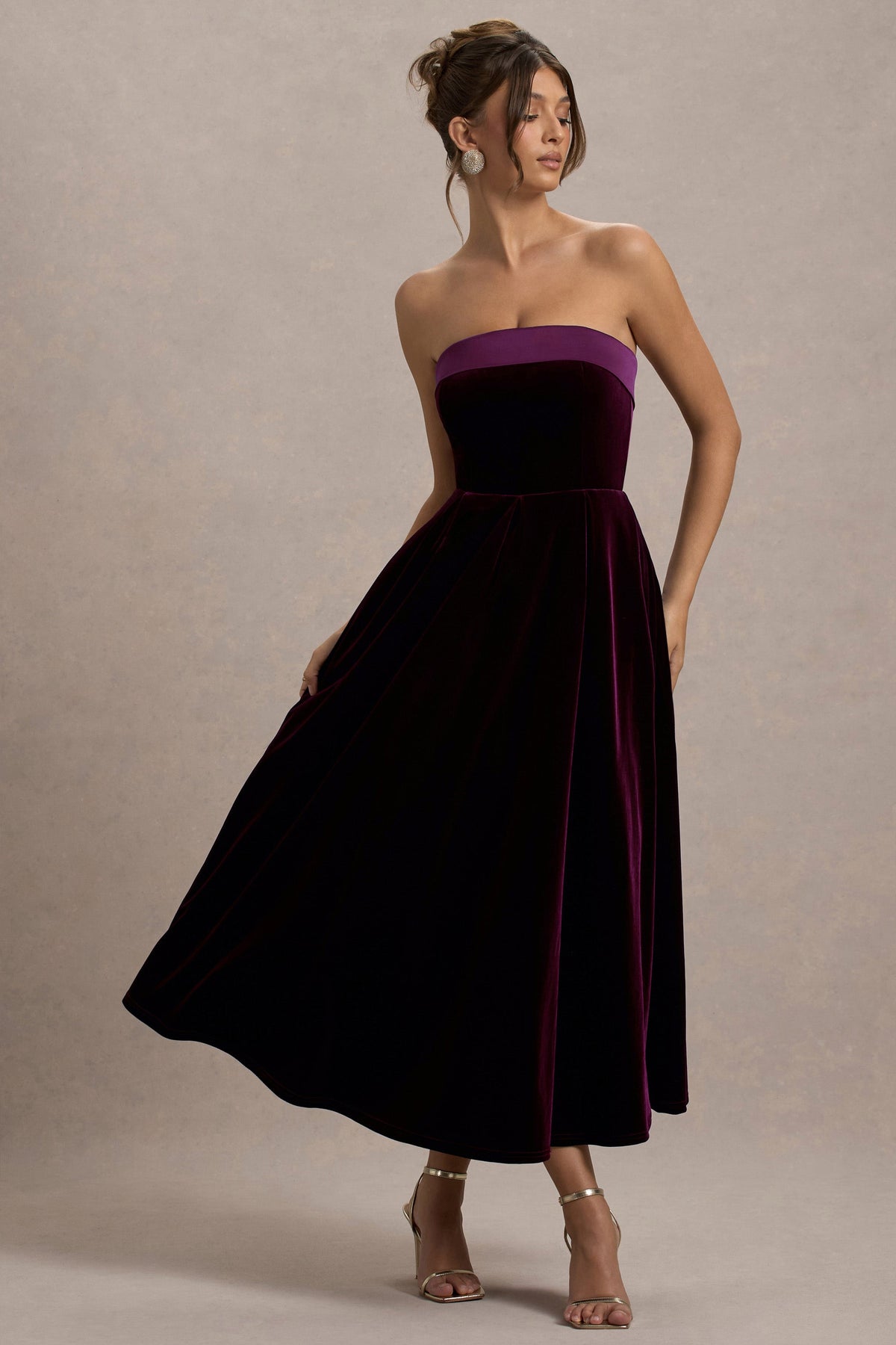 Delray | Robe Mi-Longue Bandeau en Velours Bordeaux