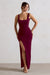 Kate | Robe longue rouge bordeaux à encolure carrée avec dos plongeant et fente sur les côtés