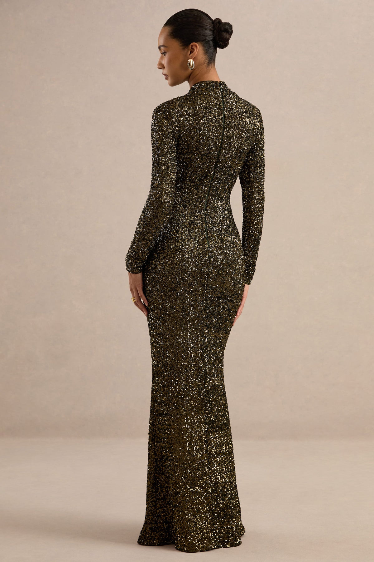 CL13503103106_ECM_HR_CL135031031_Galaxy_Khaki_Sequin_High_Neck_Long_Sleeve_Bodycon_Maxi_Dress_40