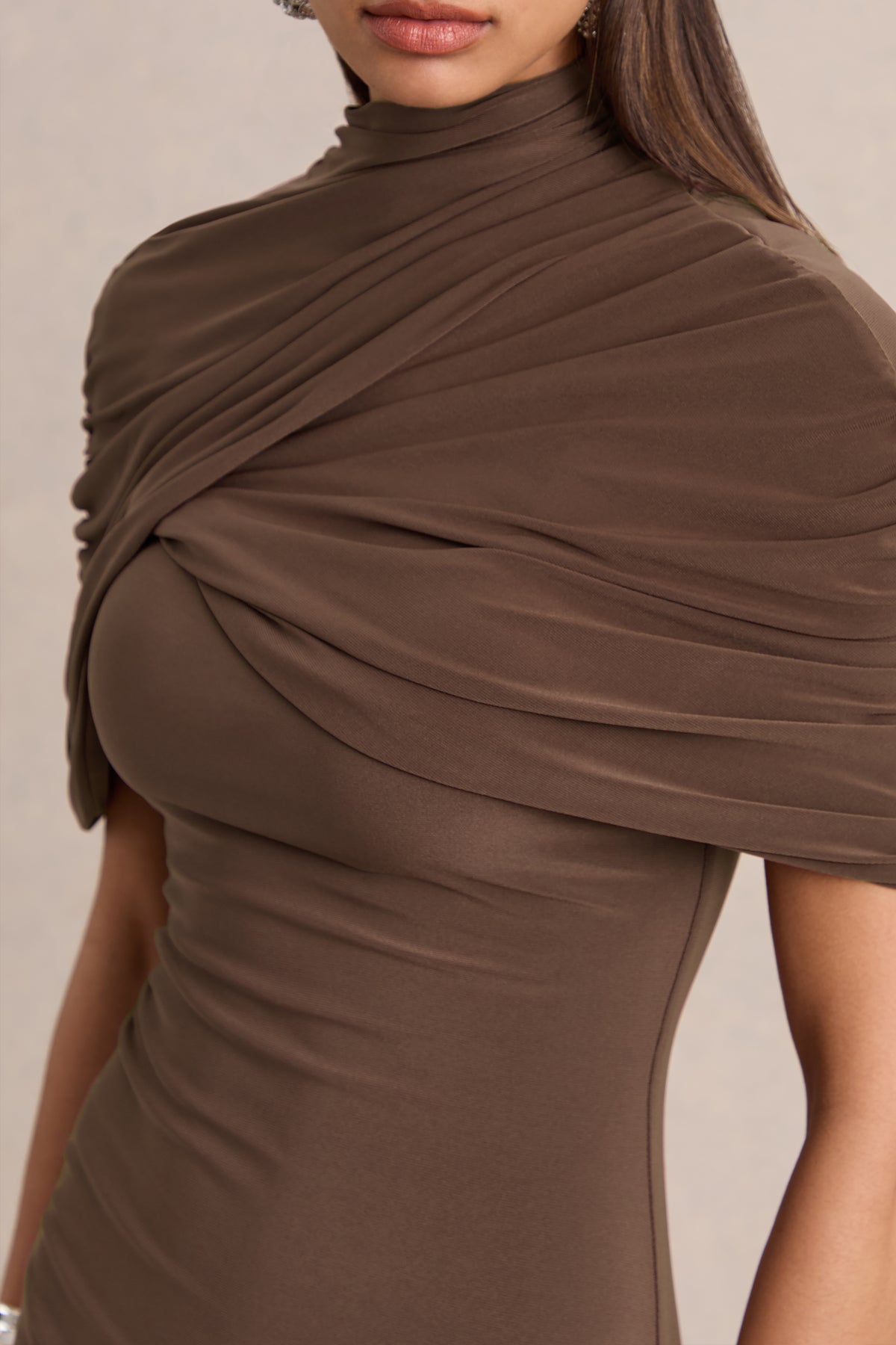 ECM_HR_CL135877022---Perdi-_-Brown-Bodycon-Mini-Dress-With-Twisted-Cape-04.jpg