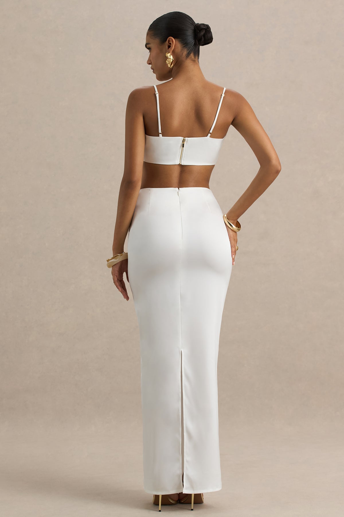 HR_CL136154005---Una-_-White-Ruched-Cowl-Neck-Crop-Top-+-HR_CL136155005---Rosita-_-White-Ruched-Maxi-Skirt39.jpg