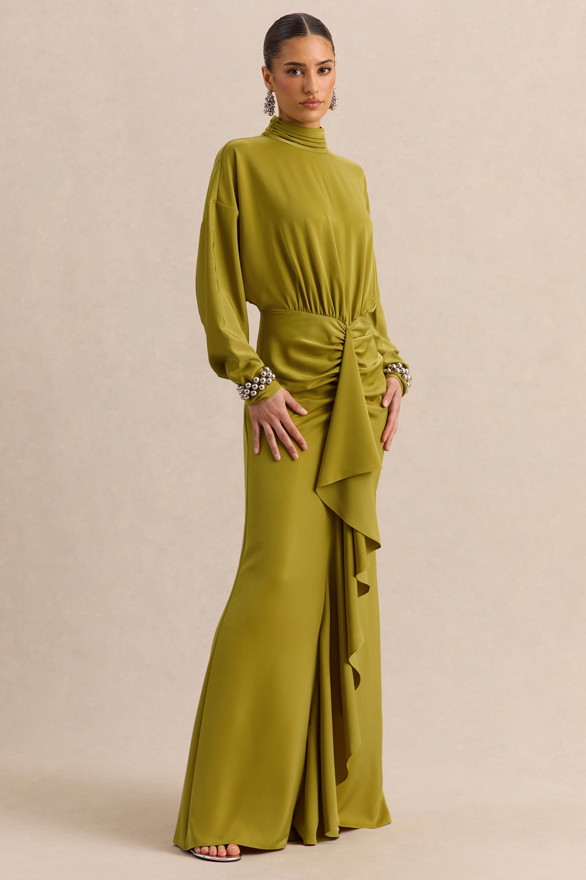 ECM_HR_CL137287031----Perla-Olive-High-Neck-Maxi-Dress-With-Gathered-Detailing-4.jpg