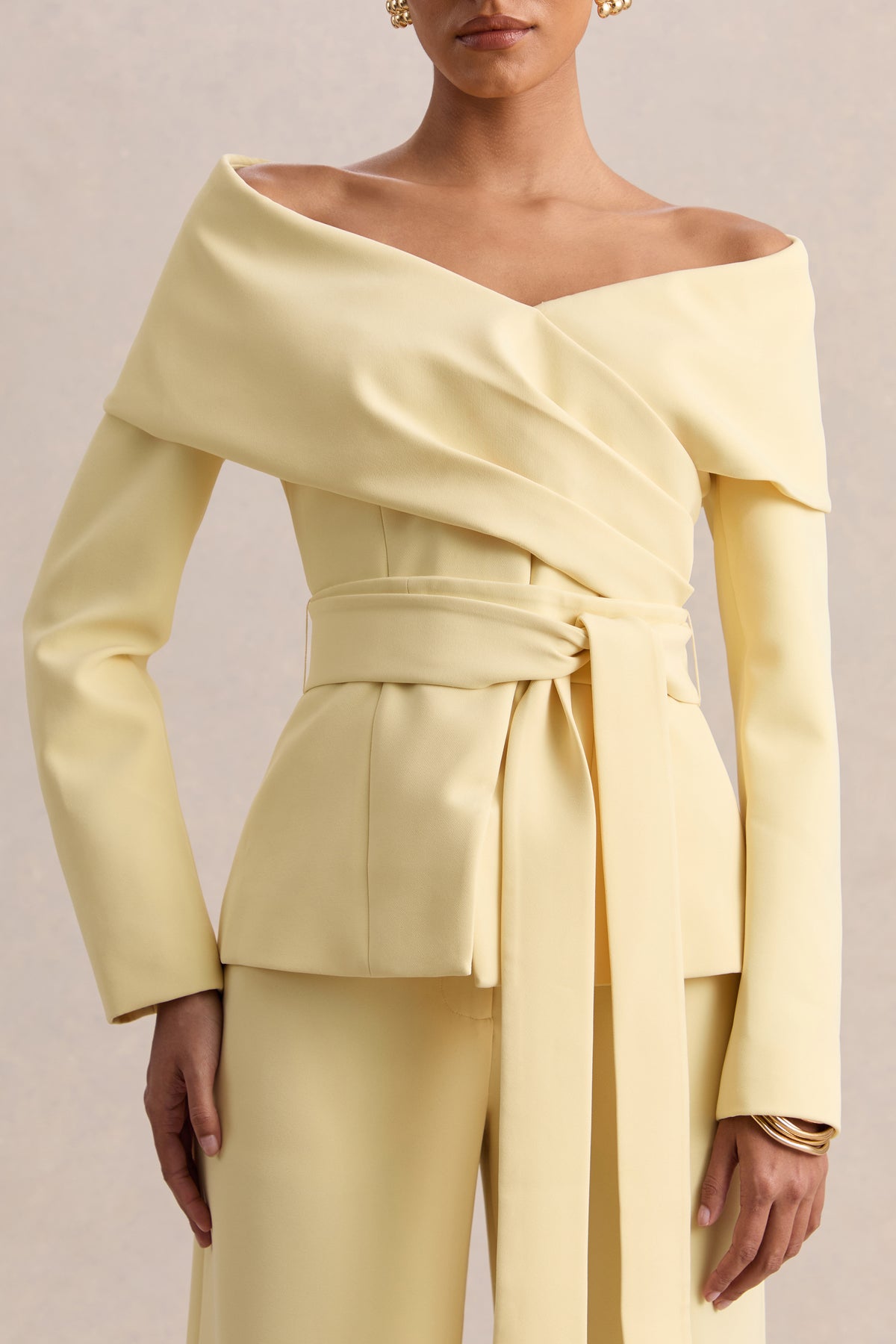 ECM_HR_CL137307121 - Empress _ Lemon Bardot-Neck Tailored Top 04.jpg