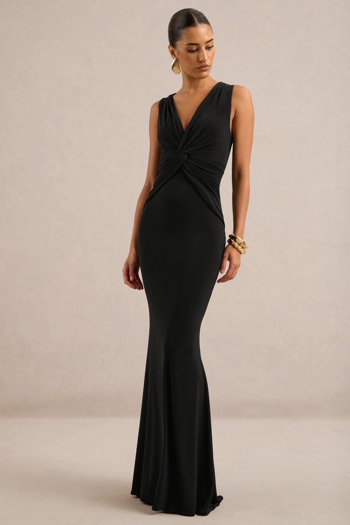 ECM_HR_CL137314001 -  Holly _ Black Plunge-Neck Maxi Dress With Twist-Detail2.jpg