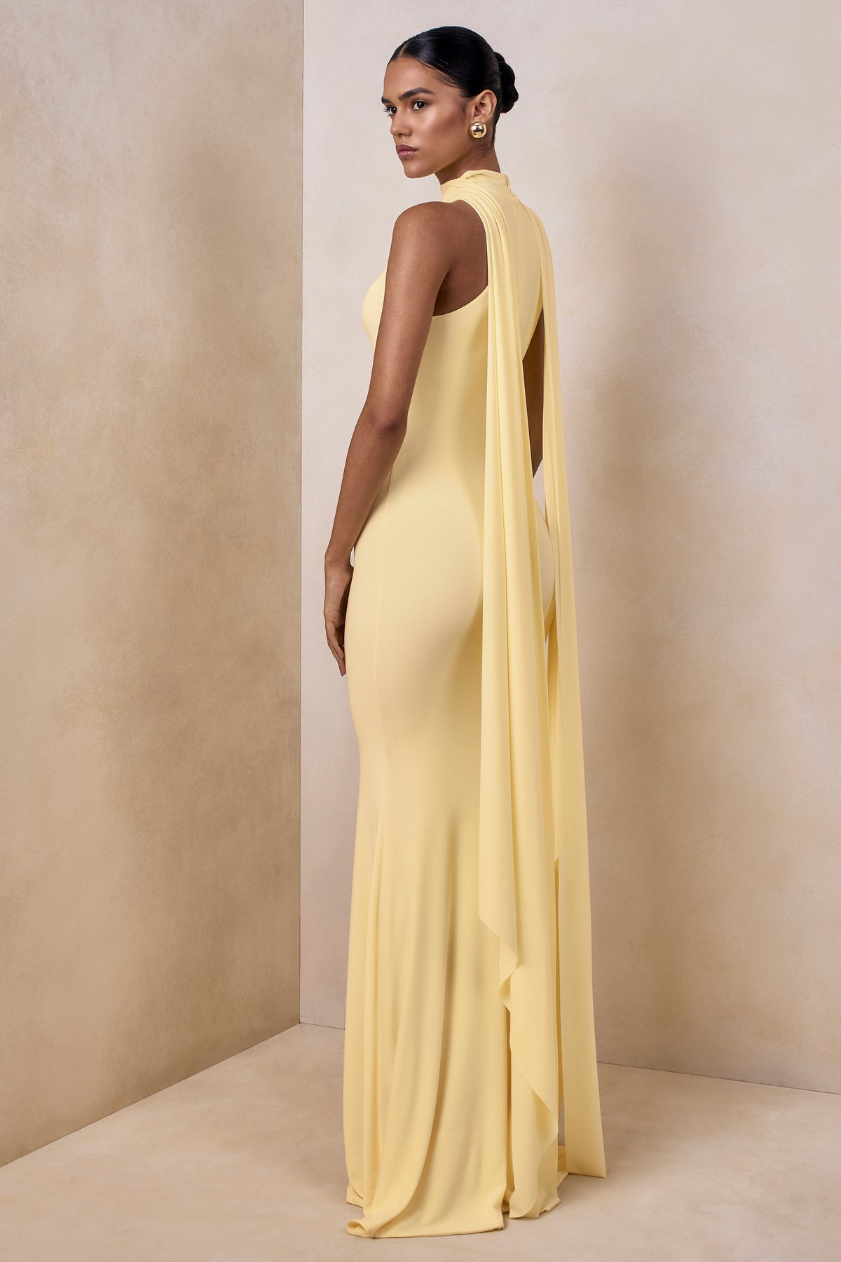 ECM_HR_CL137448121 - Cordy | Lemon High-Neck Maxi Dress With Cape 07.jpg