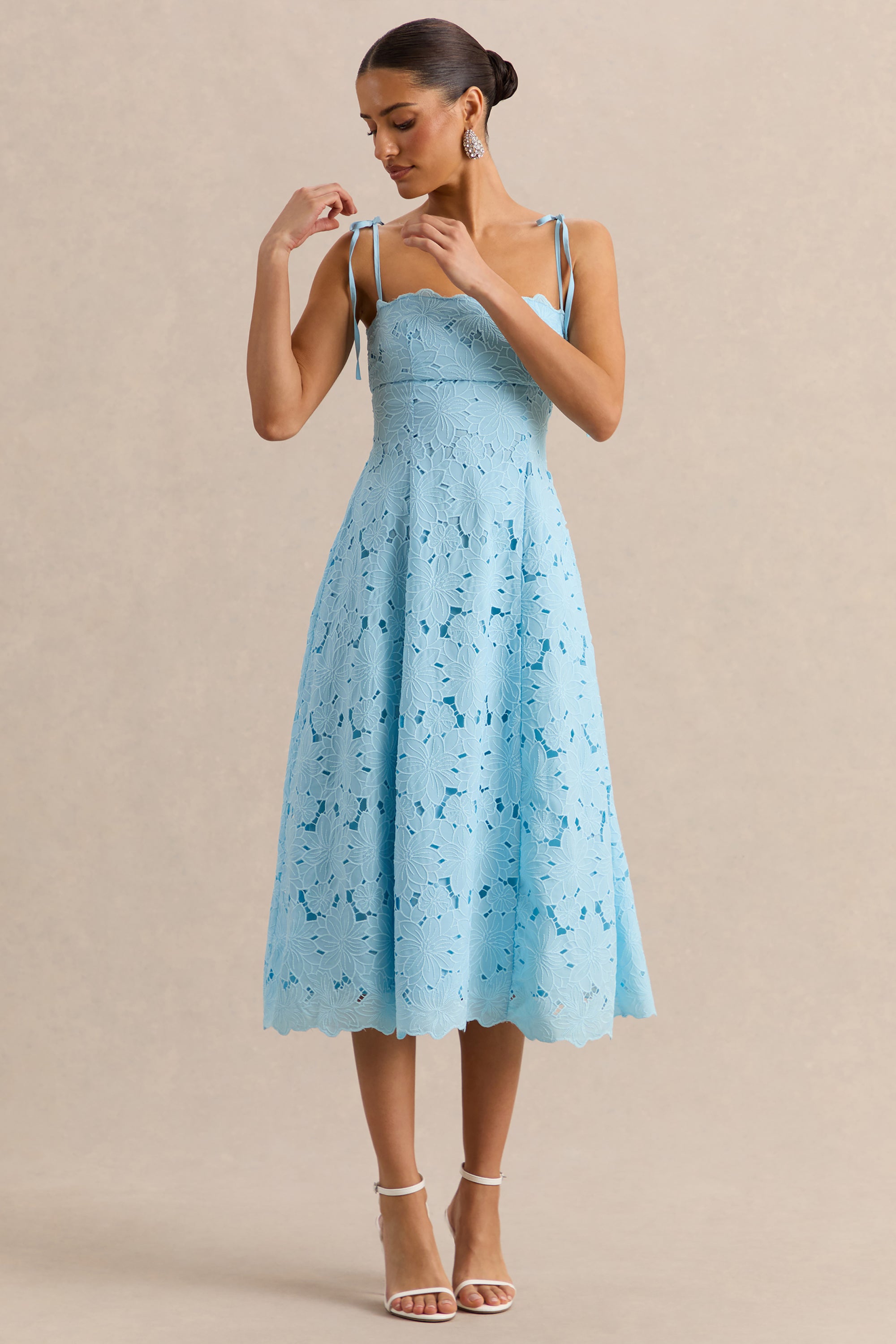 ECM_HR_CL137493013---Anna-Powder-Blue-Square-Neck-Midi-Dress-5.jpg