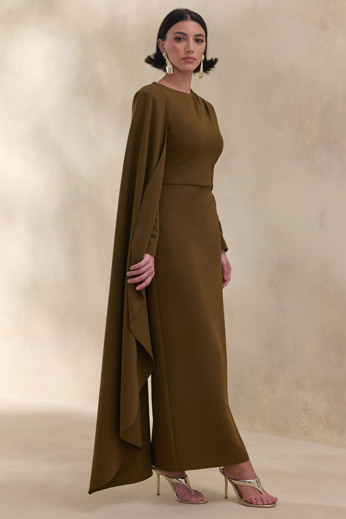 ECM_HR_CL137672031 - Jovea | Olive Round-Neck Maxi Dress With Cape-Sleeve 3.jpg
