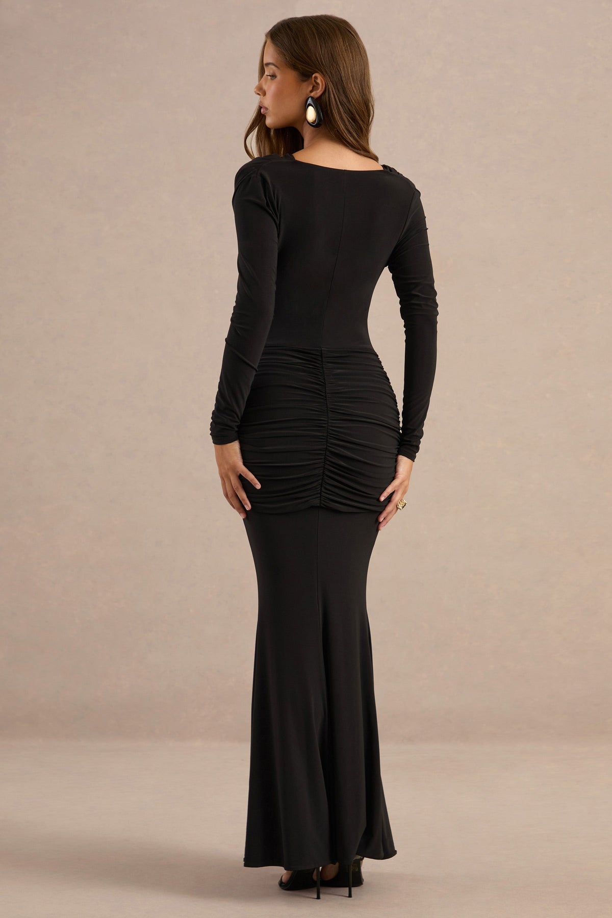 CL13778600106_ECM_HR_CL137786001_-_Palerma_Black_Draped_Cowl-Neck_Maxi-Dress_With_Gathered-Detailing5