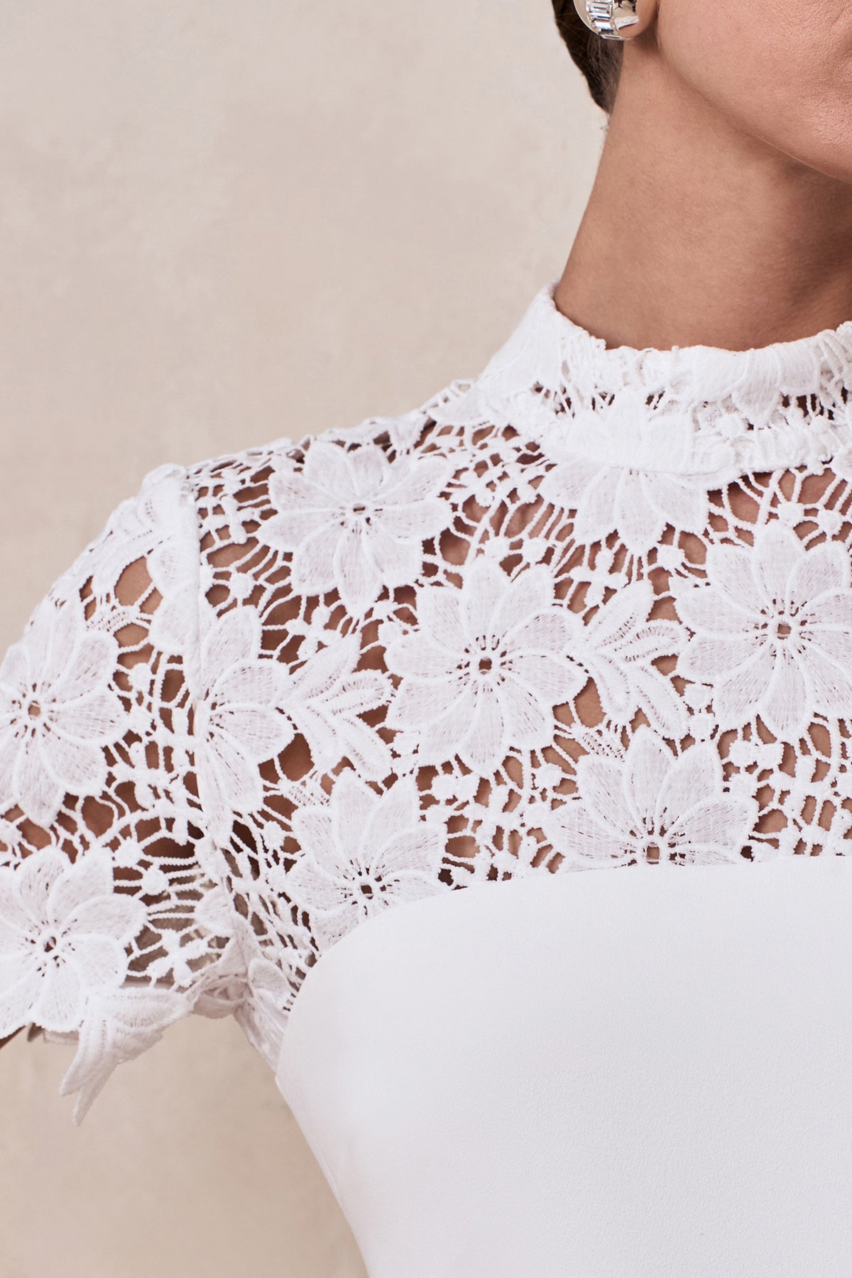 ECM_CL138025110 - Liliana _ White High-Neck Jumpsuit With Lace Detailing 06.jpg