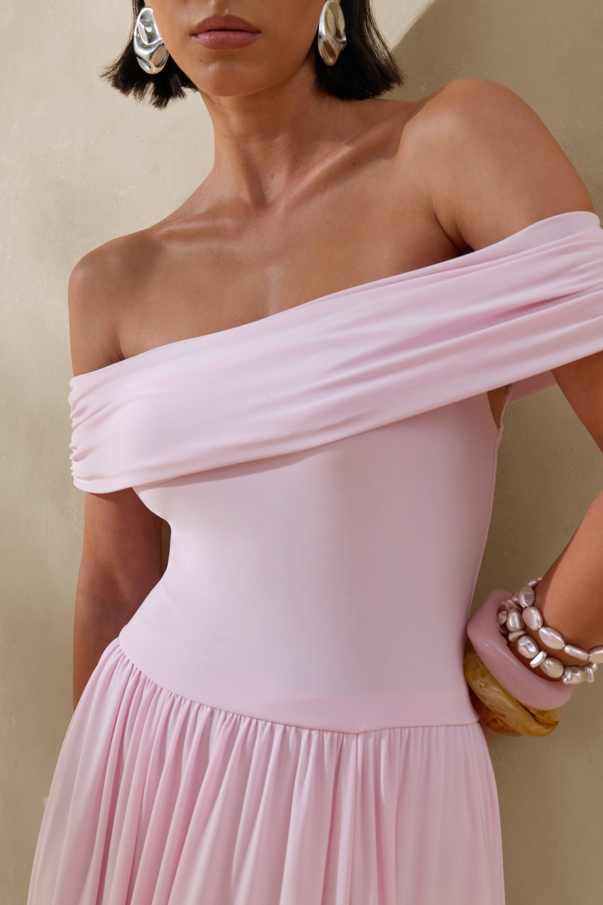 ECM_HR_CL138047084---Cindie-_-Pink-Bardot-Neck-Maxi-Dress-4.jpg