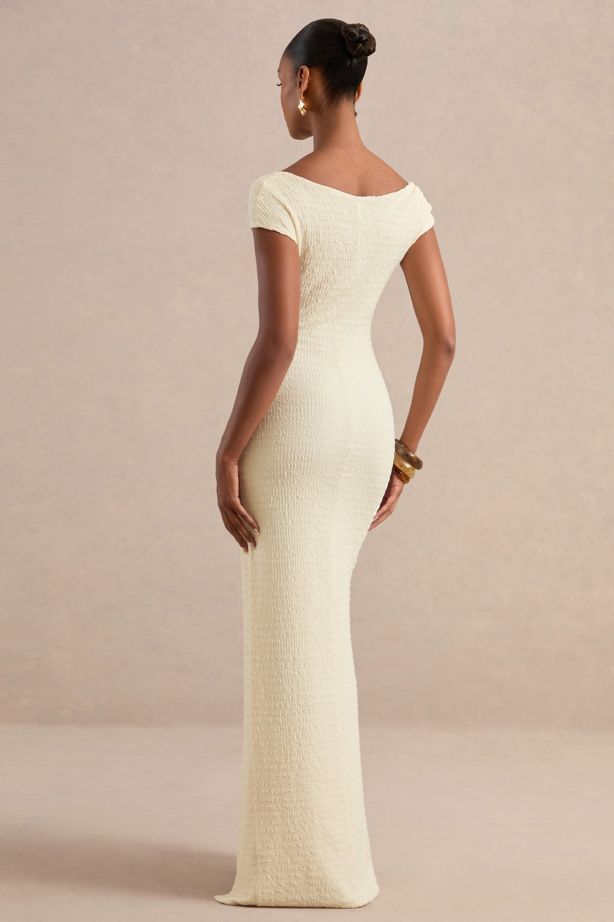 ECM_HR_CL138434111 - Aroa Cream Bardot-Neck Maxi Dress With Front High Split5.jpg