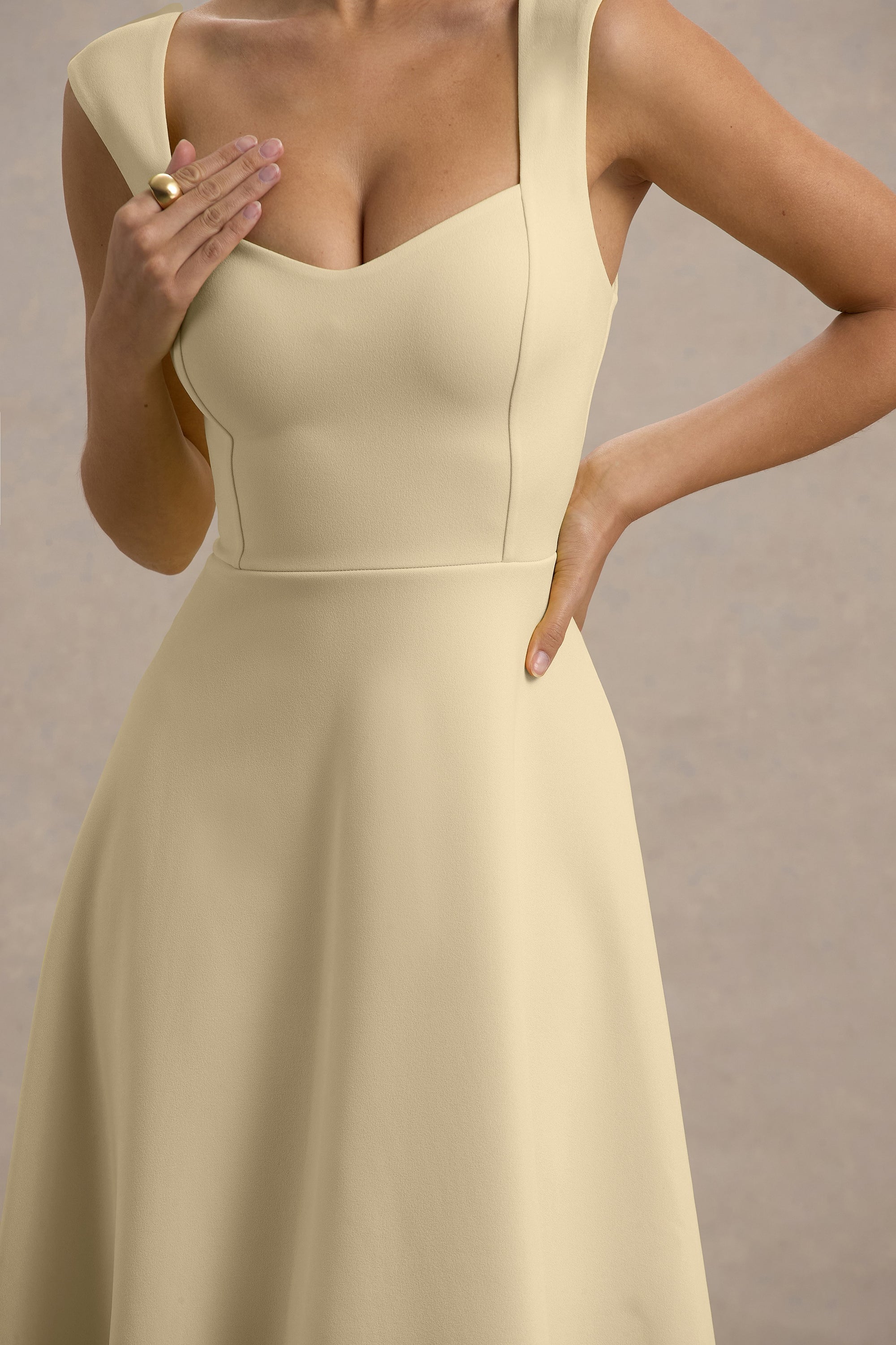 ECM_HR_CL138720121 - Andromeda | Lemon Sweetheart Midi Dress6.jpg