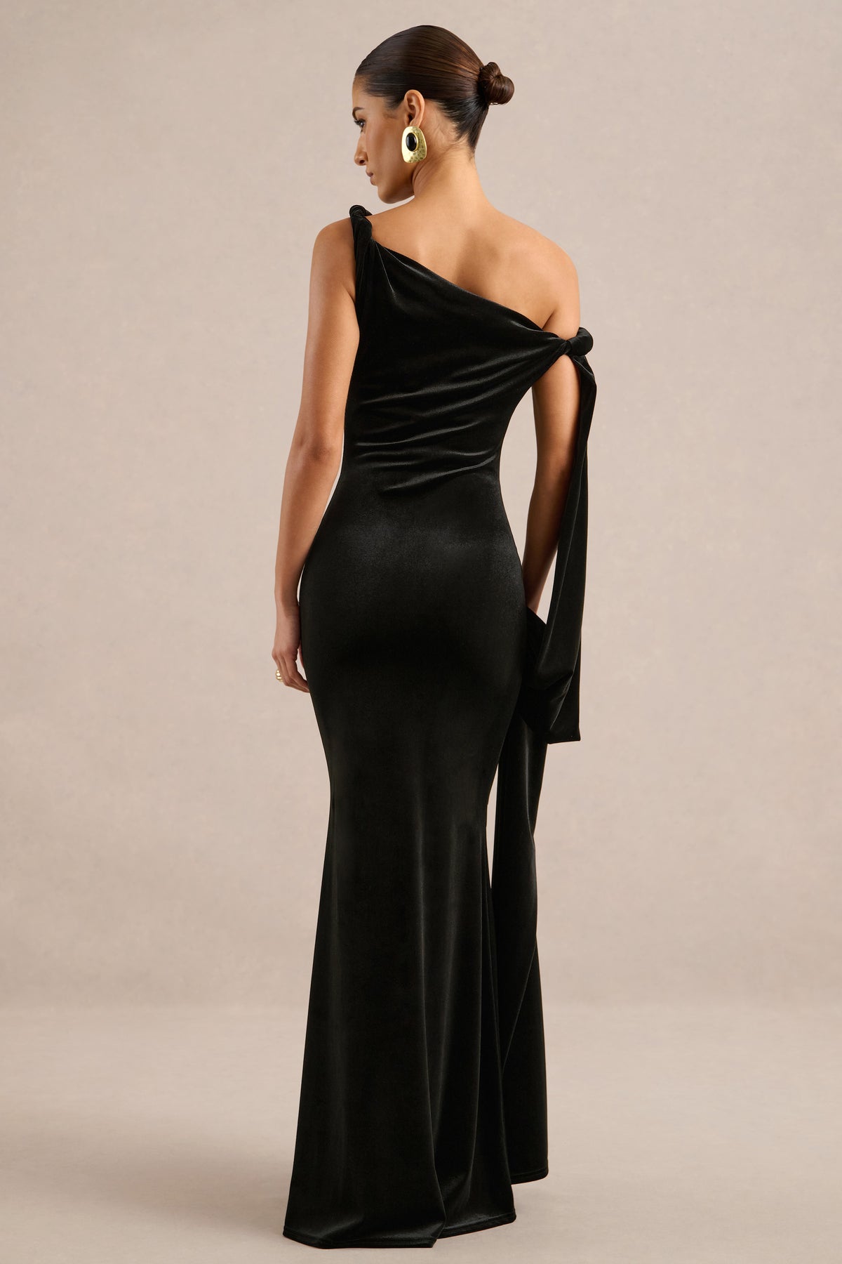 ECM_HR_CL138912001 - Blakely _ Black Velvet Twist One Shoulder Maxi Dress With Sash And Cuff Trim5.jpg