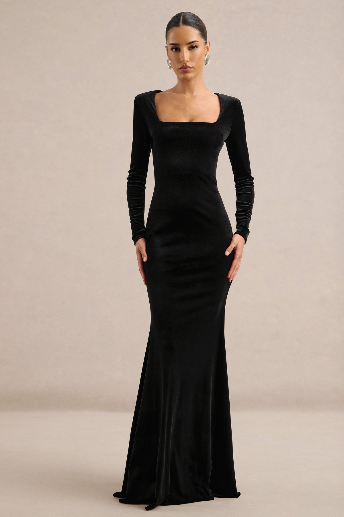 ECM_HR_CL139123001 - Torifina _ Black Velvet Square Neck Long Sleeve Maxi Dress1.jpg