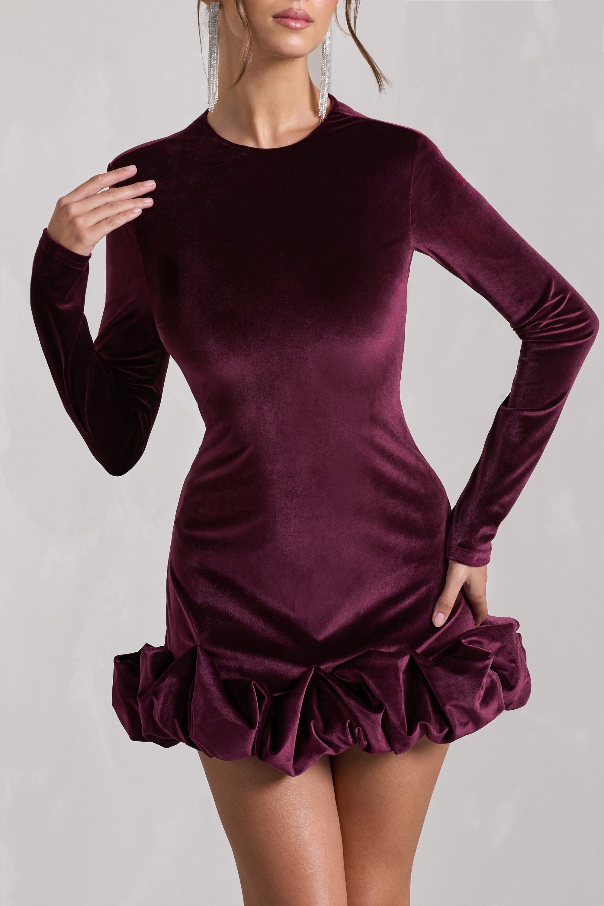 Claudine | Mini-robe en velours violet à manches longues et fronces