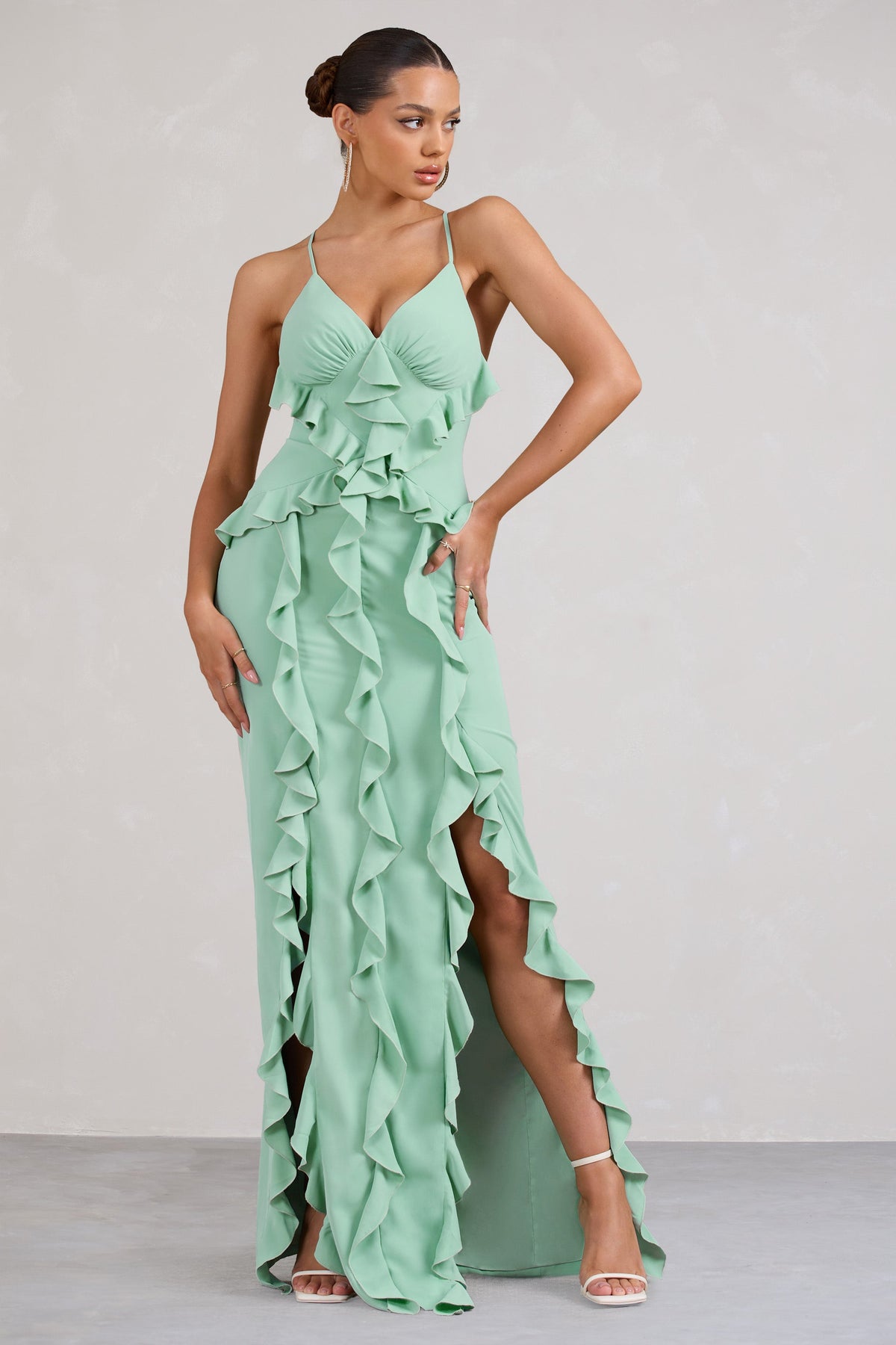Syrah | Robe longue vert menthe froncée et à bretelles fines