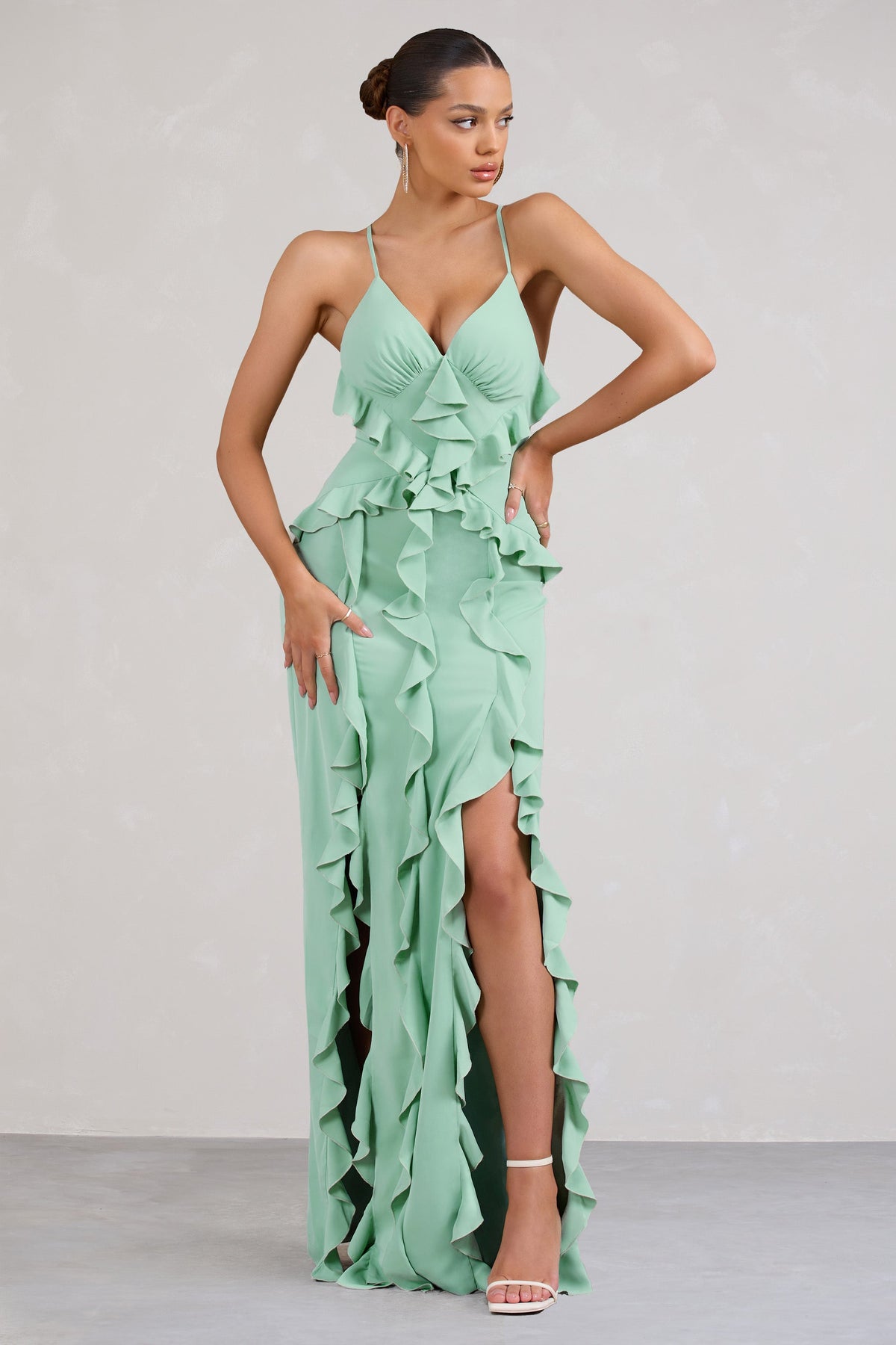 Syrah | Robe longue vert menthe froncée et à bretelles fines