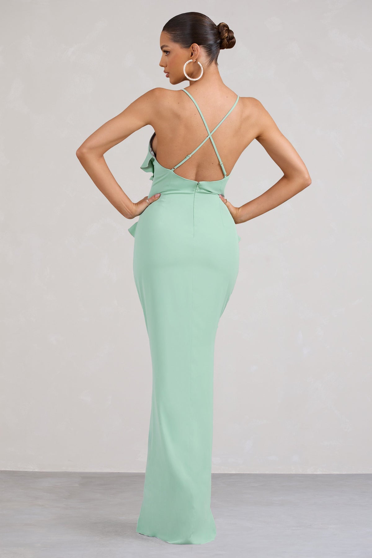 Syrah | Robe longue vert menthe froncée et à bretelles fines