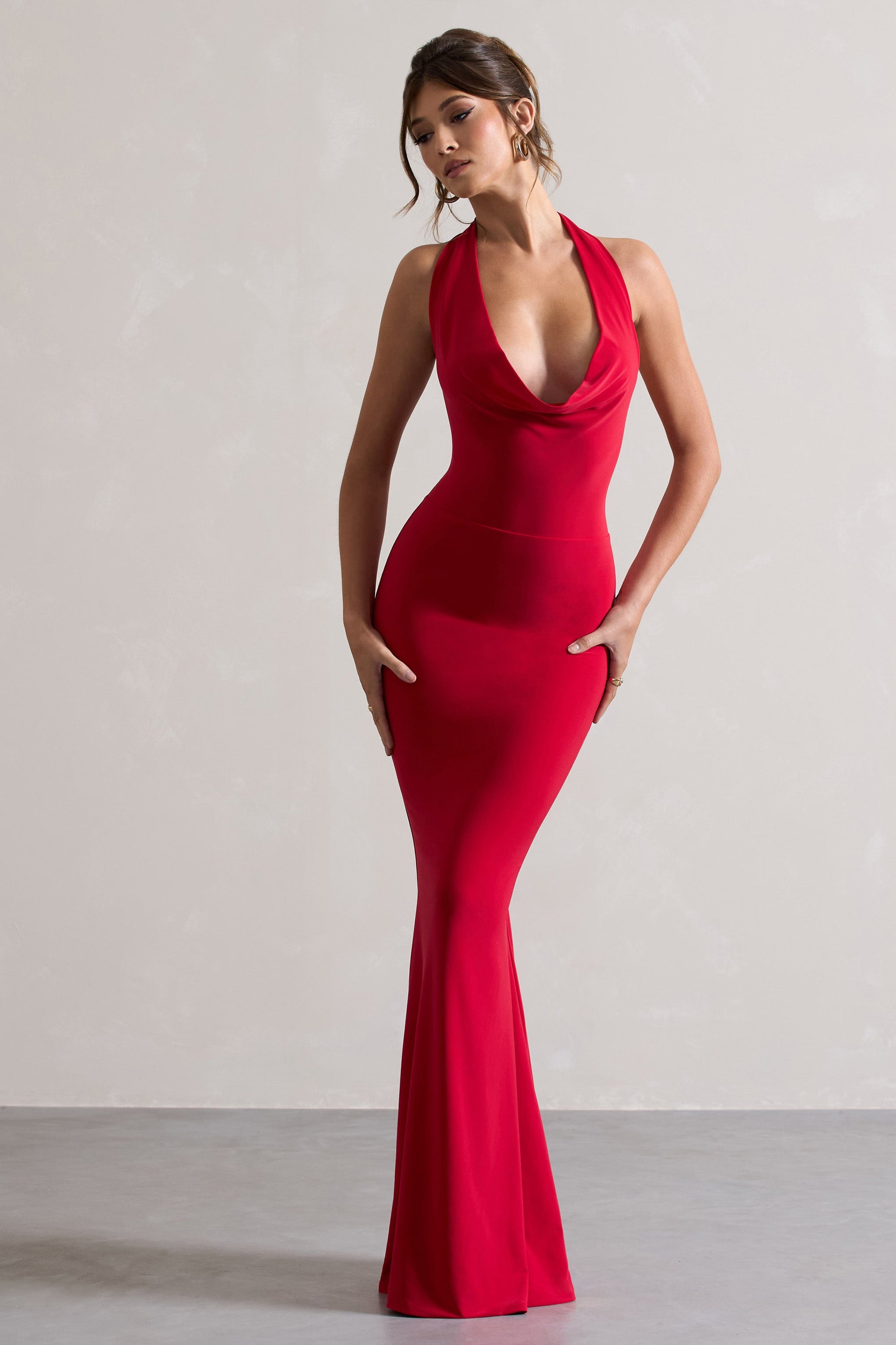 Milani | Robe longue à col bénitier rouge et dos nu