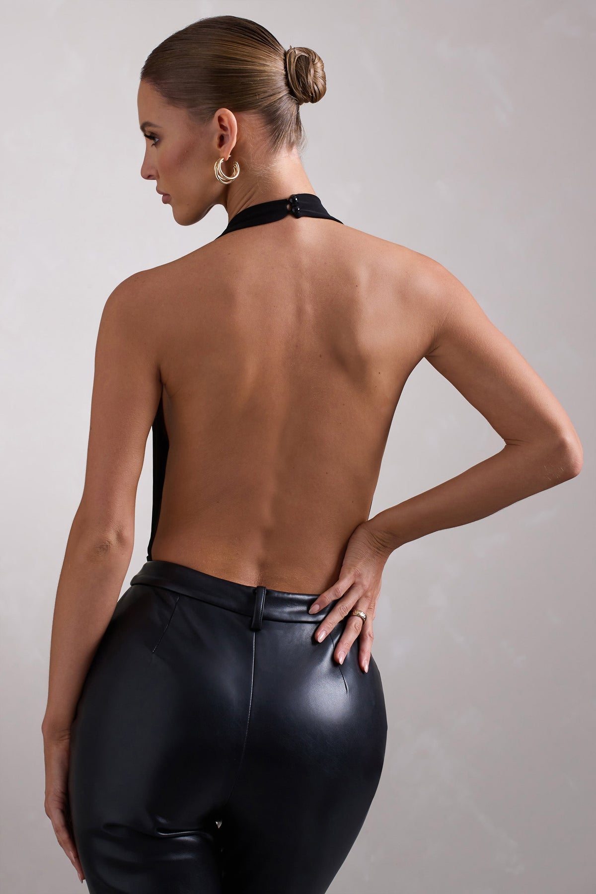 Lissy | Body noir à col bénitier