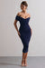 Unwrapped | Robe mi-longue bleu marine torsadée et encolure bardot