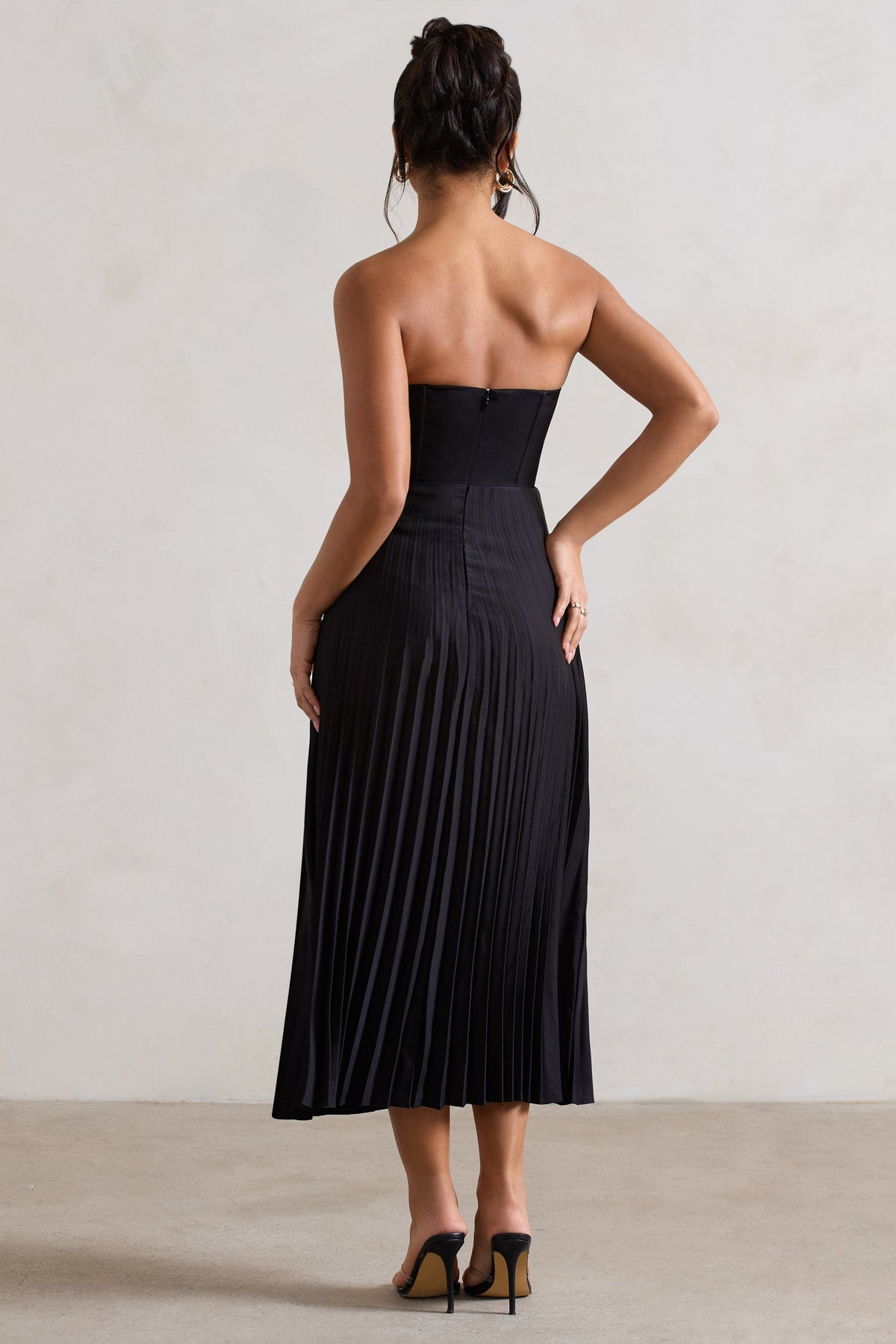 WB_CL132315002-BordeauxBlackSatinCorsetStyleMidiDress6_28b7ba9b-ea5e-49b5-ac82-458877930470