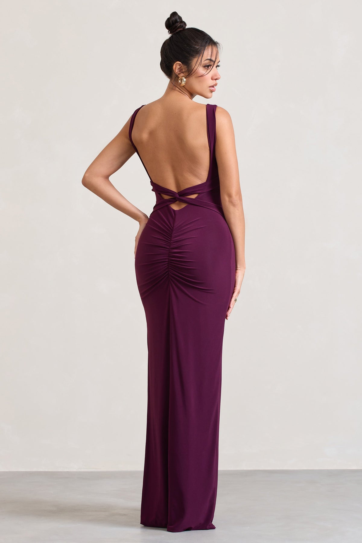 Couleur 2024 prune robe