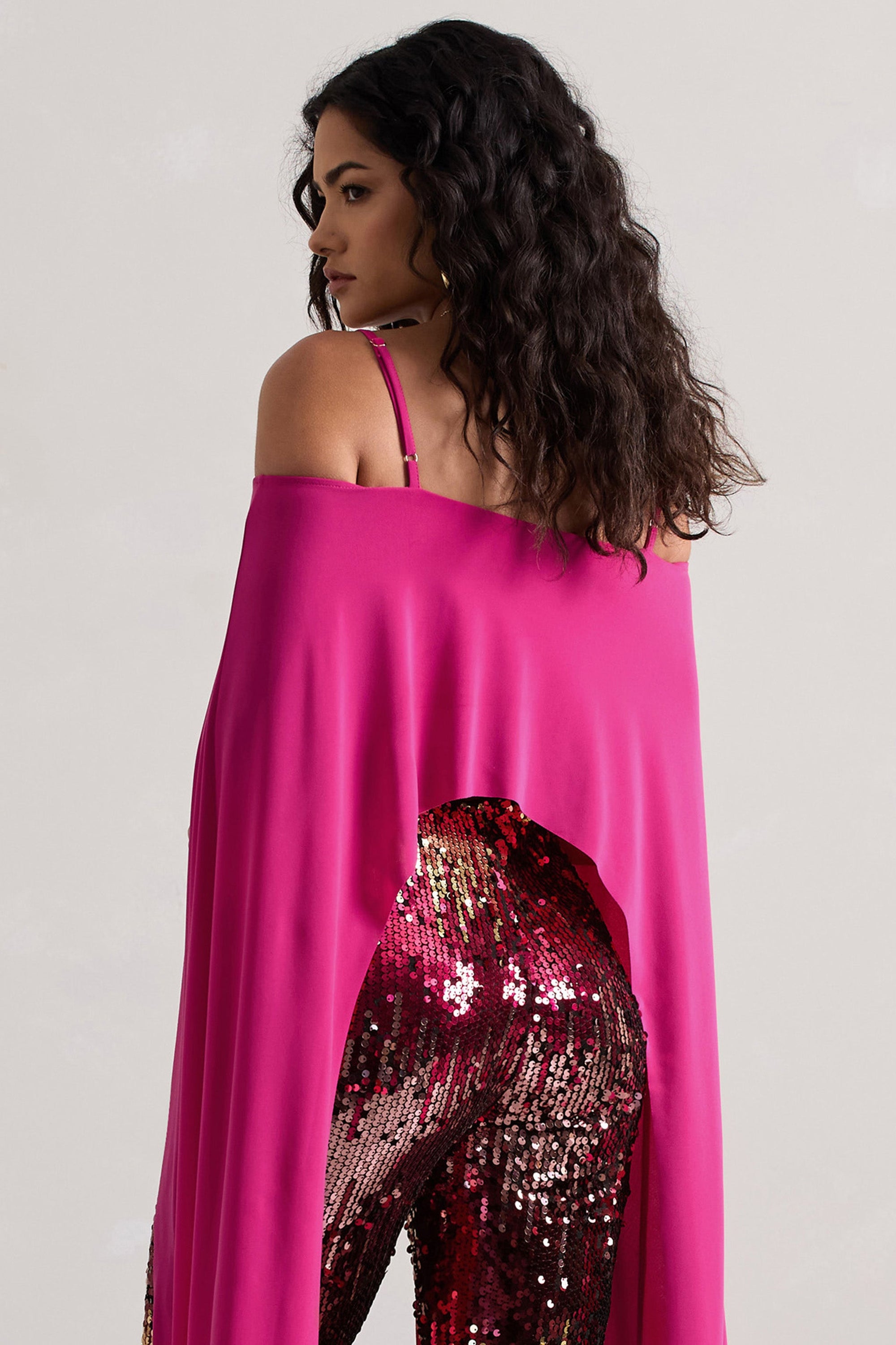 Floyd | Crop top rose encolure bardot et manches cape