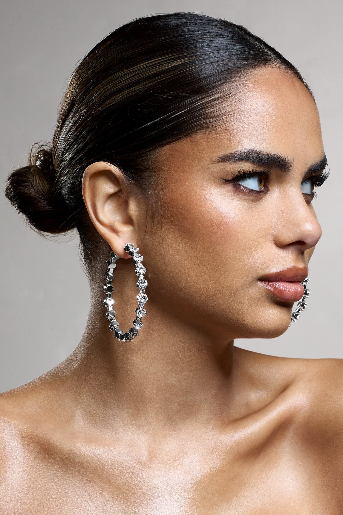 WB_CL134256013-IsobelSilverDiamanteHoopEarrings1