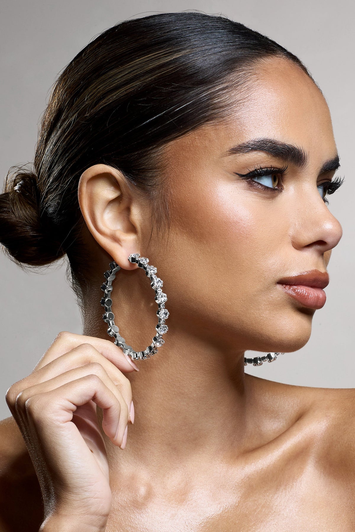 WB_CL134256013-IsobelSilverDiamanteHoopEarrings2