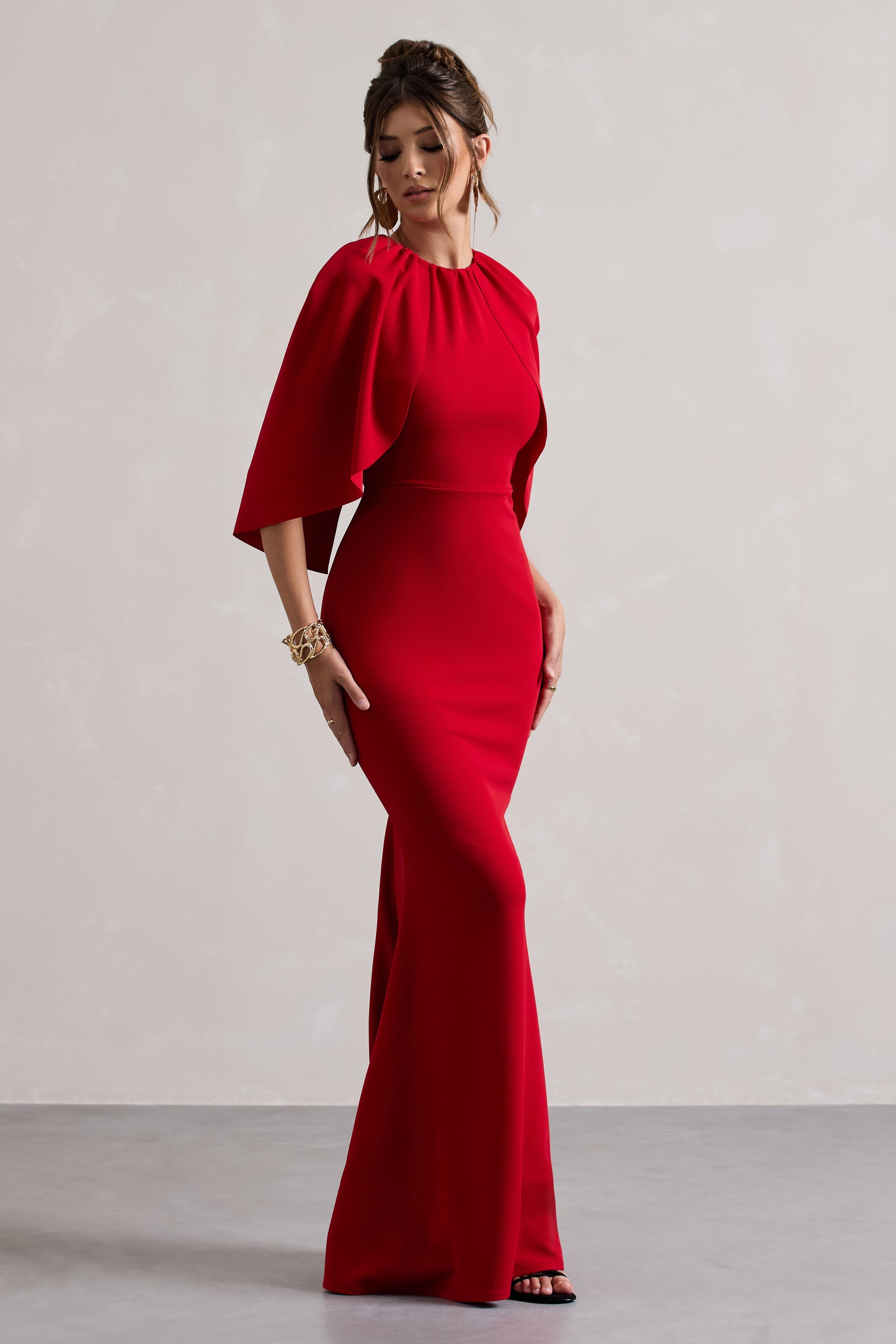 Kianne | Robe longue rouge à manches courtes drapées