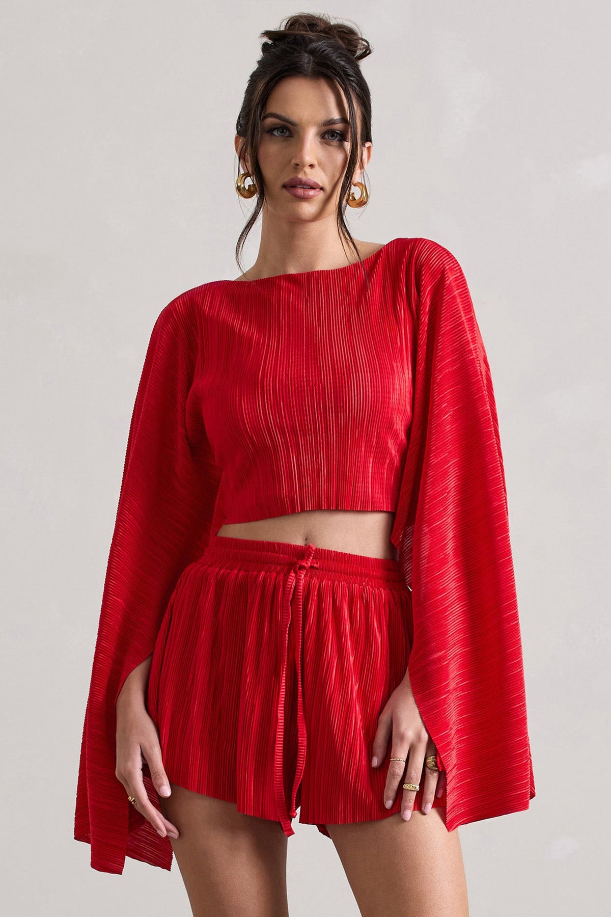 Flare | Crop top à manches cape en plissé rouge