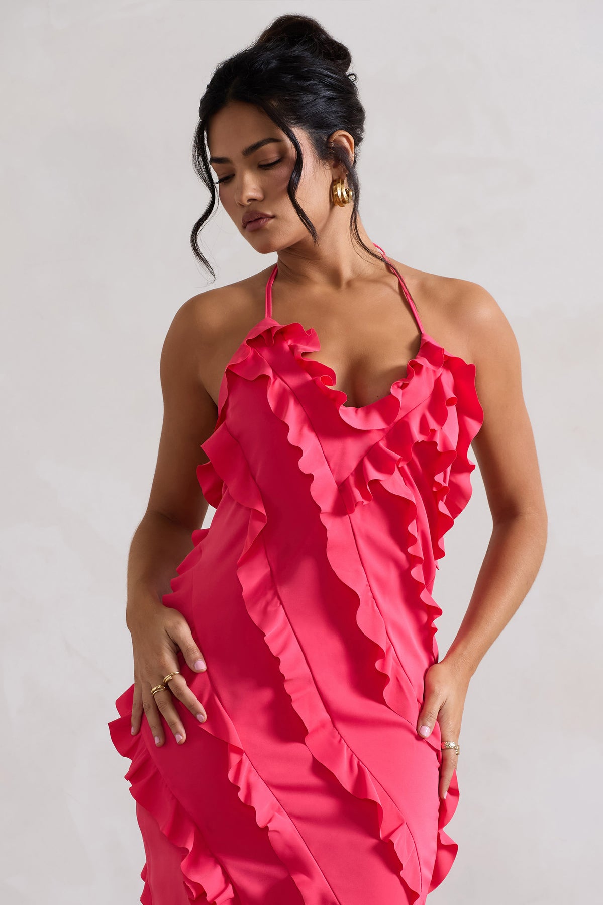 Full On | Robe longue rose à volants et décolleté en V