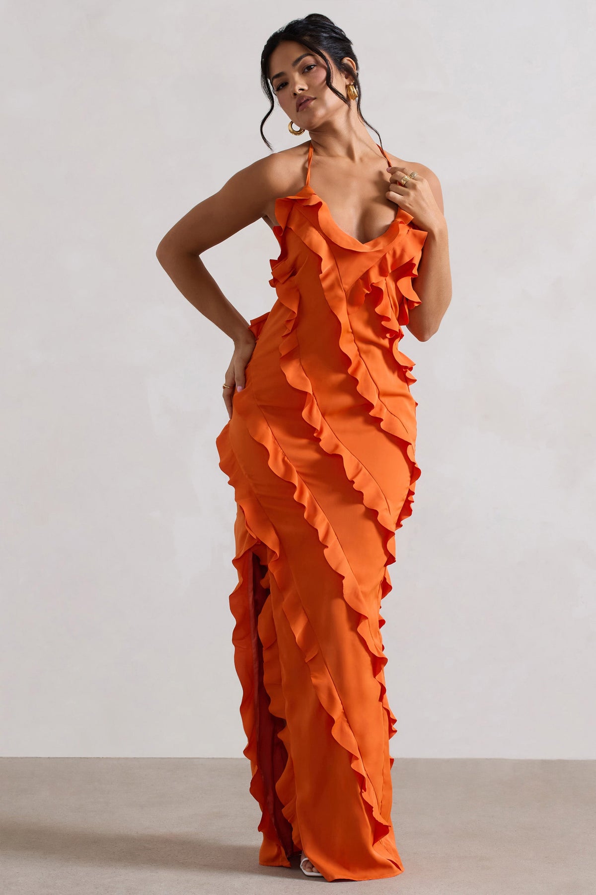 Full On | Robe longue orange à volants et décolleté en V