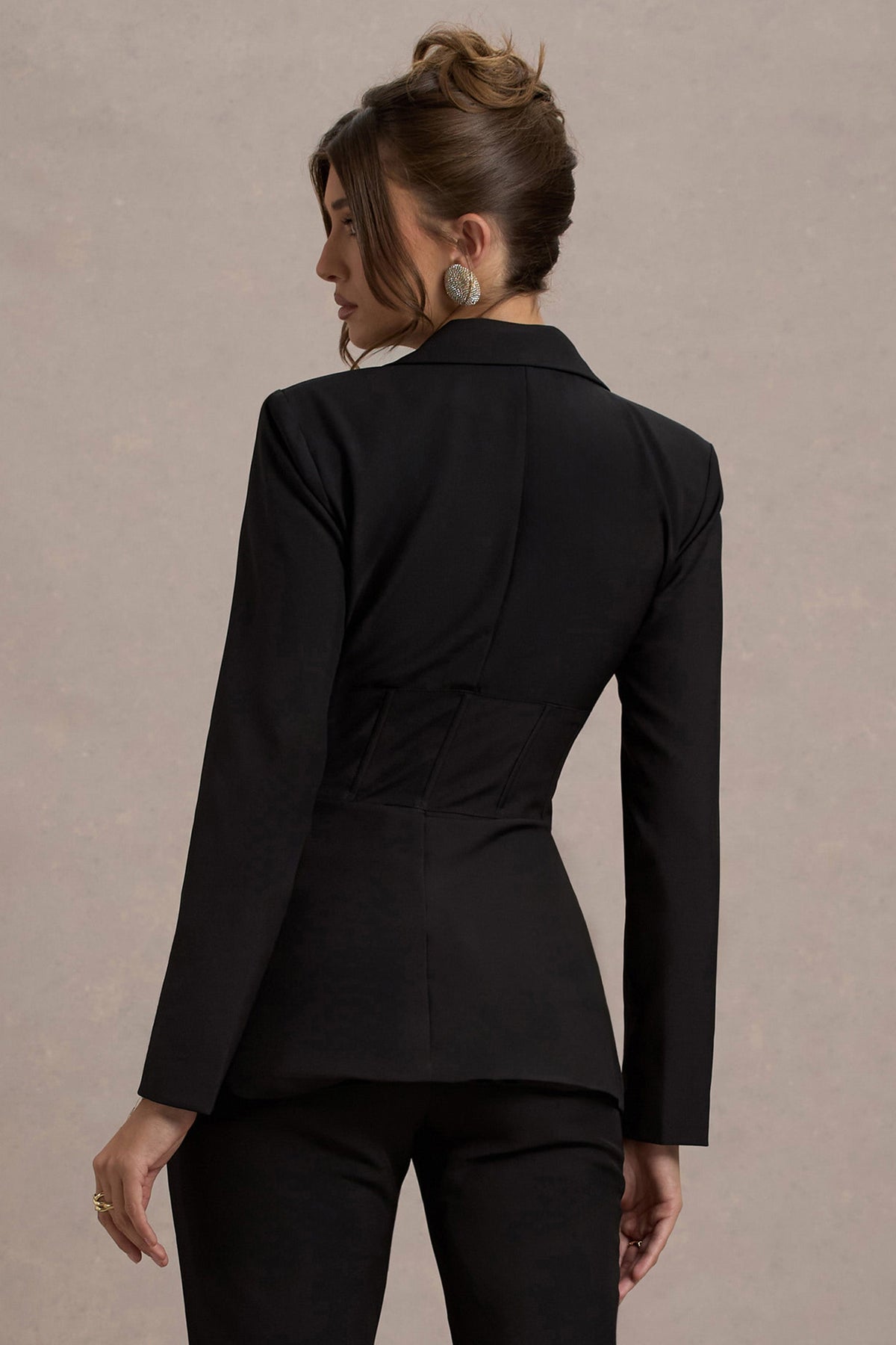 Unbeaten Mini robe blazer noire a epaules denudees Club L London FR