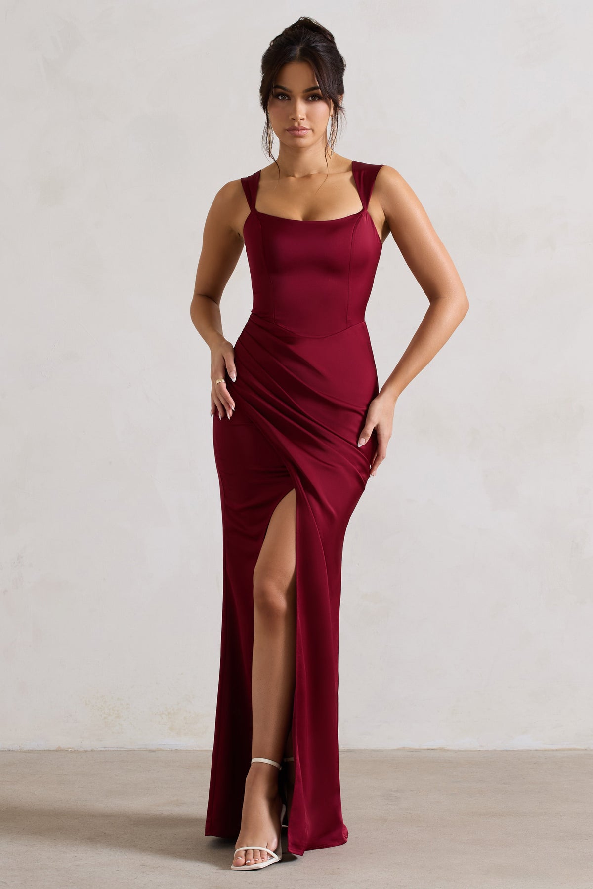 Robe longue satin rouge outlet
