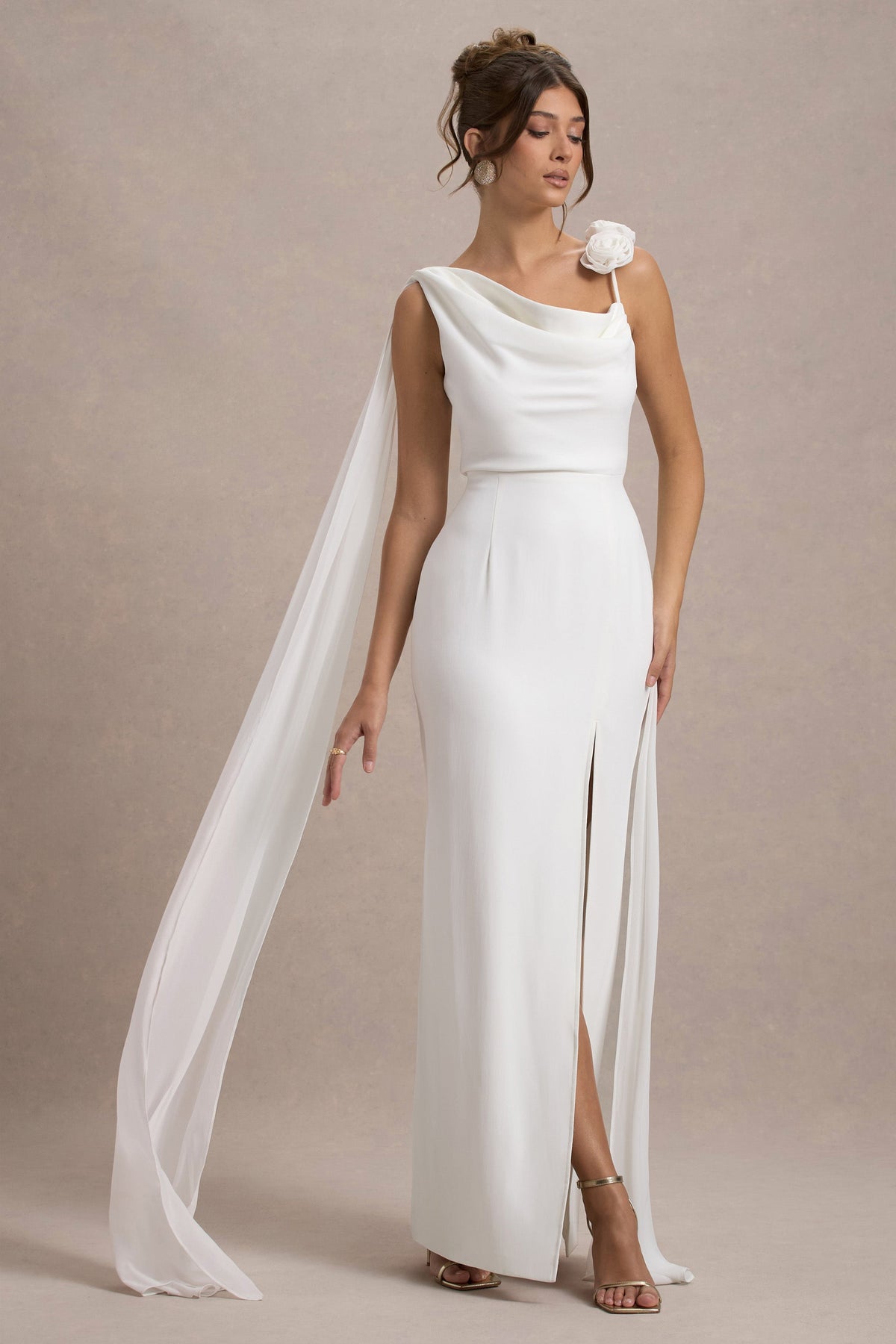 Angeline | Robe longue en mousseline blanche avec drapé divisé et corsages