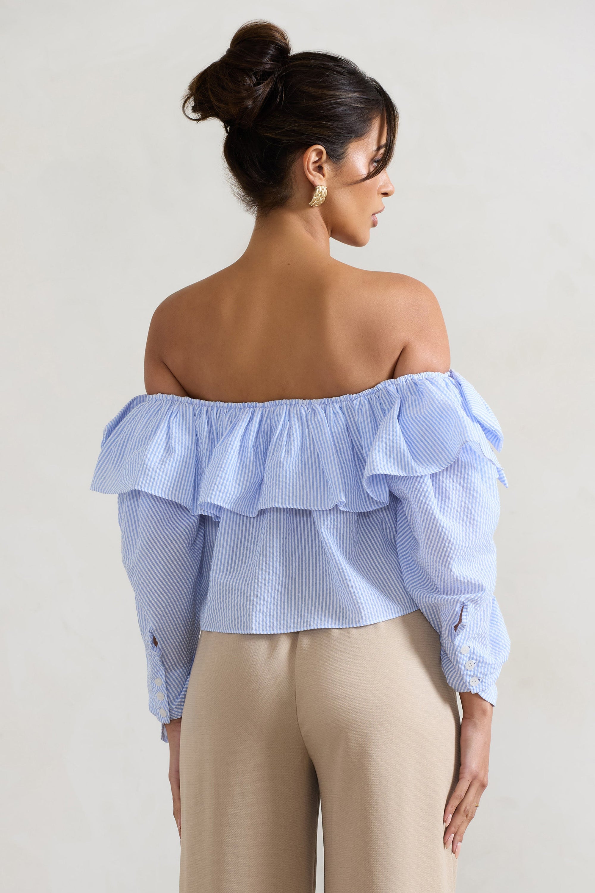 Harbour | Haut à rayures bleues décolleté bardot et manches longues bouffantes