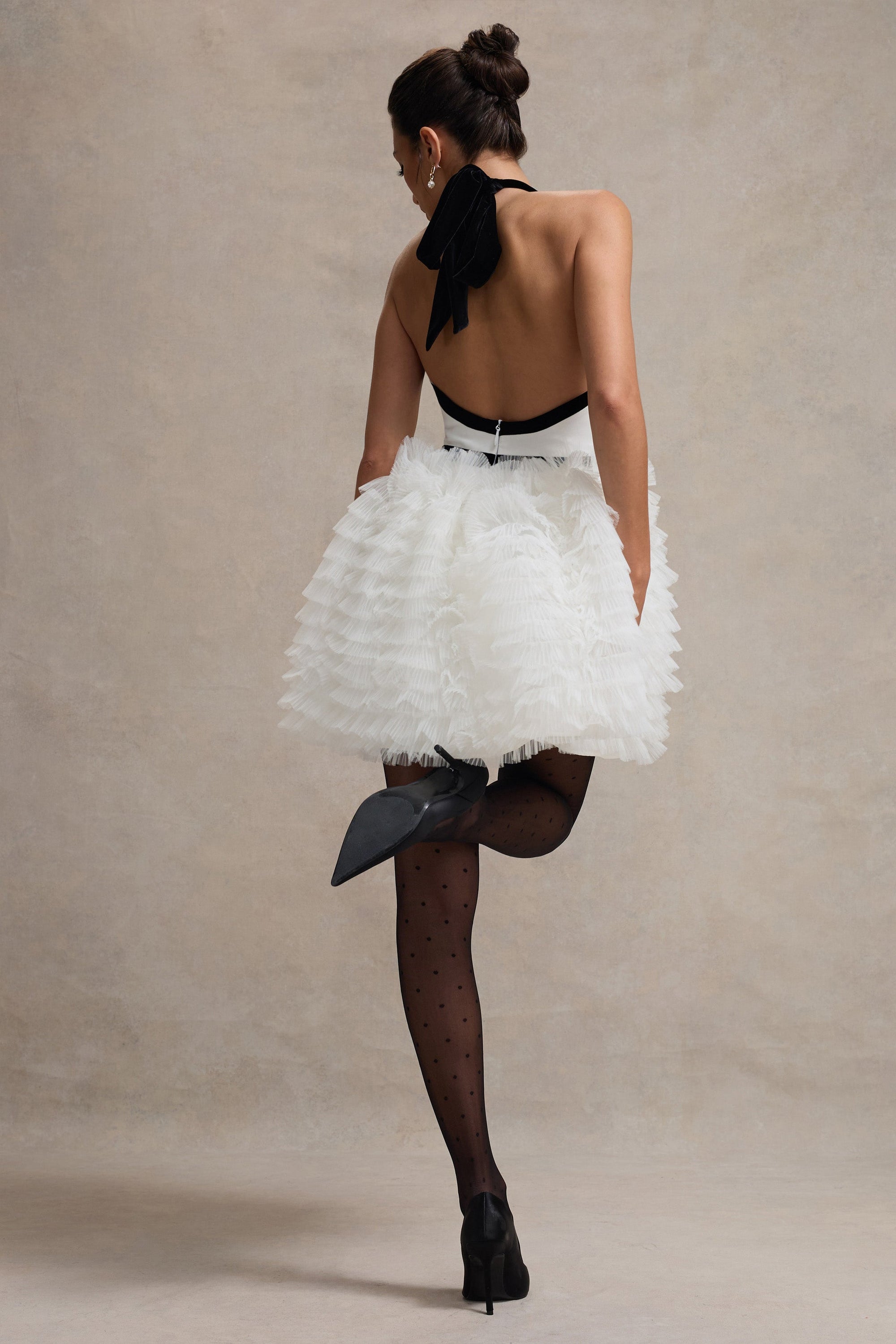 Eclair | Mini-Robe Décolletée Noir et Blanc avec Jupe en Tulle