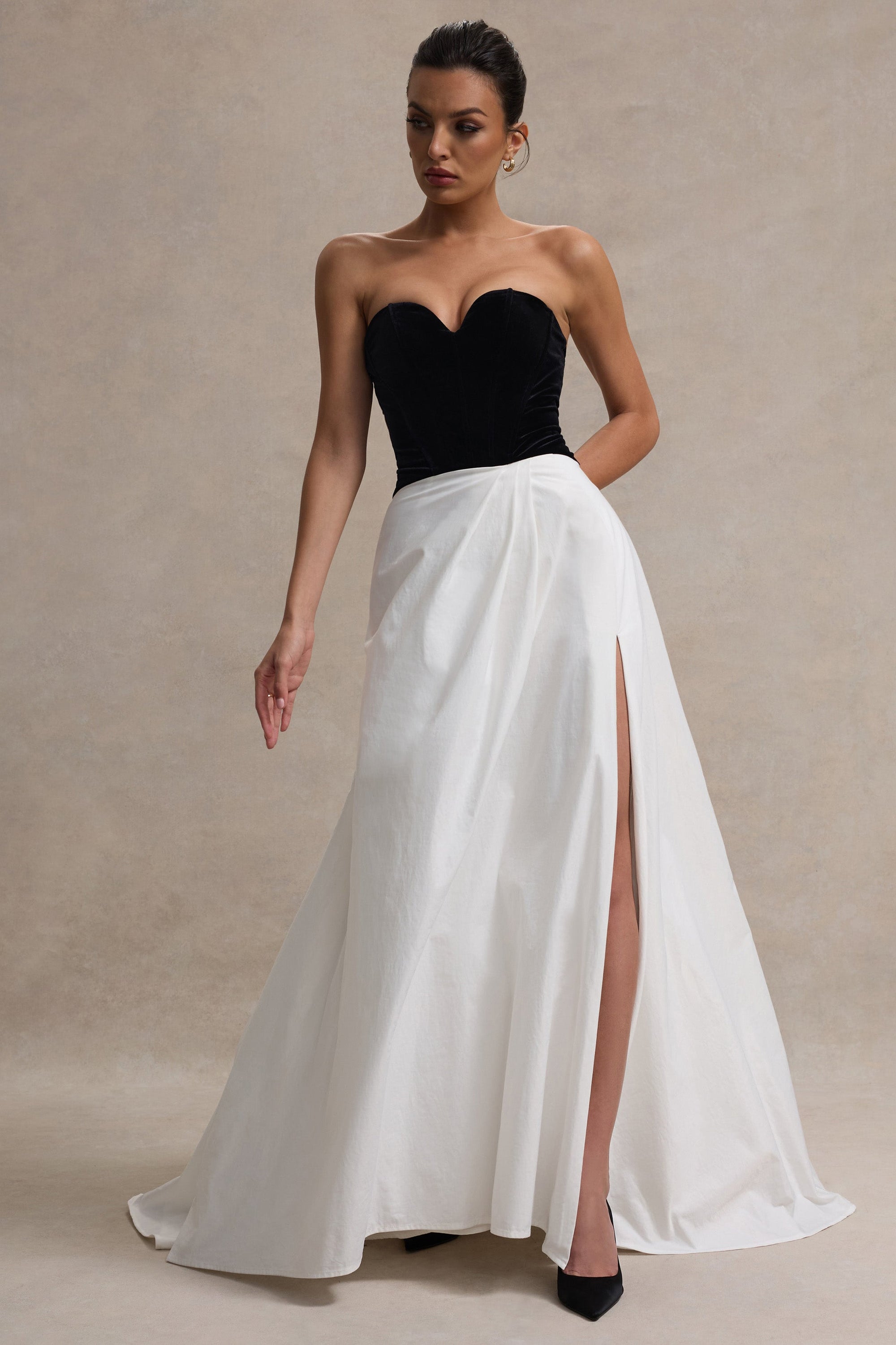 Lucienne | Robe longue Fendue Corset Cœur Noir & Crème
