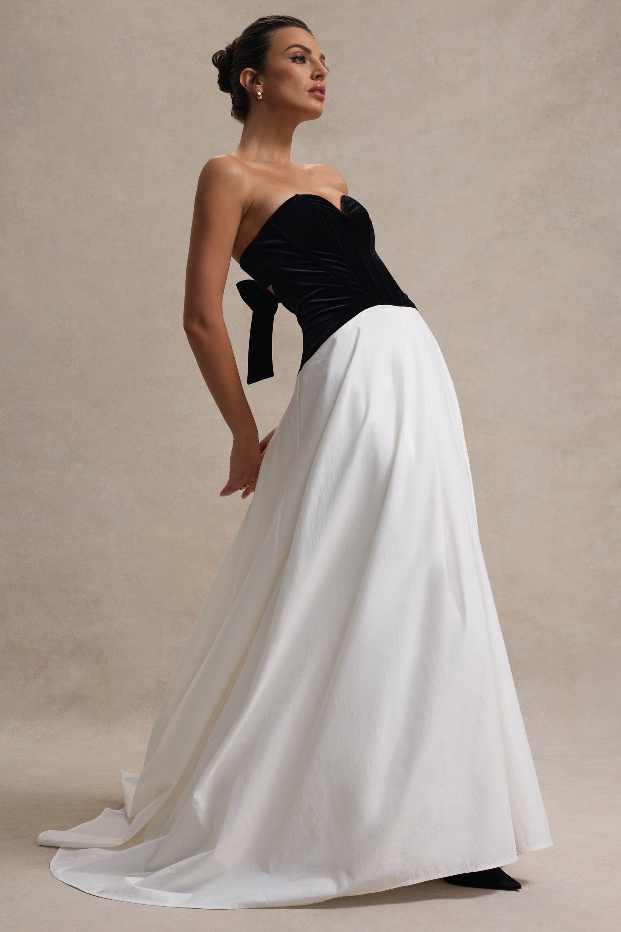 Lucienne | Robe longue Fendue Corset Cœur Noir & Crème