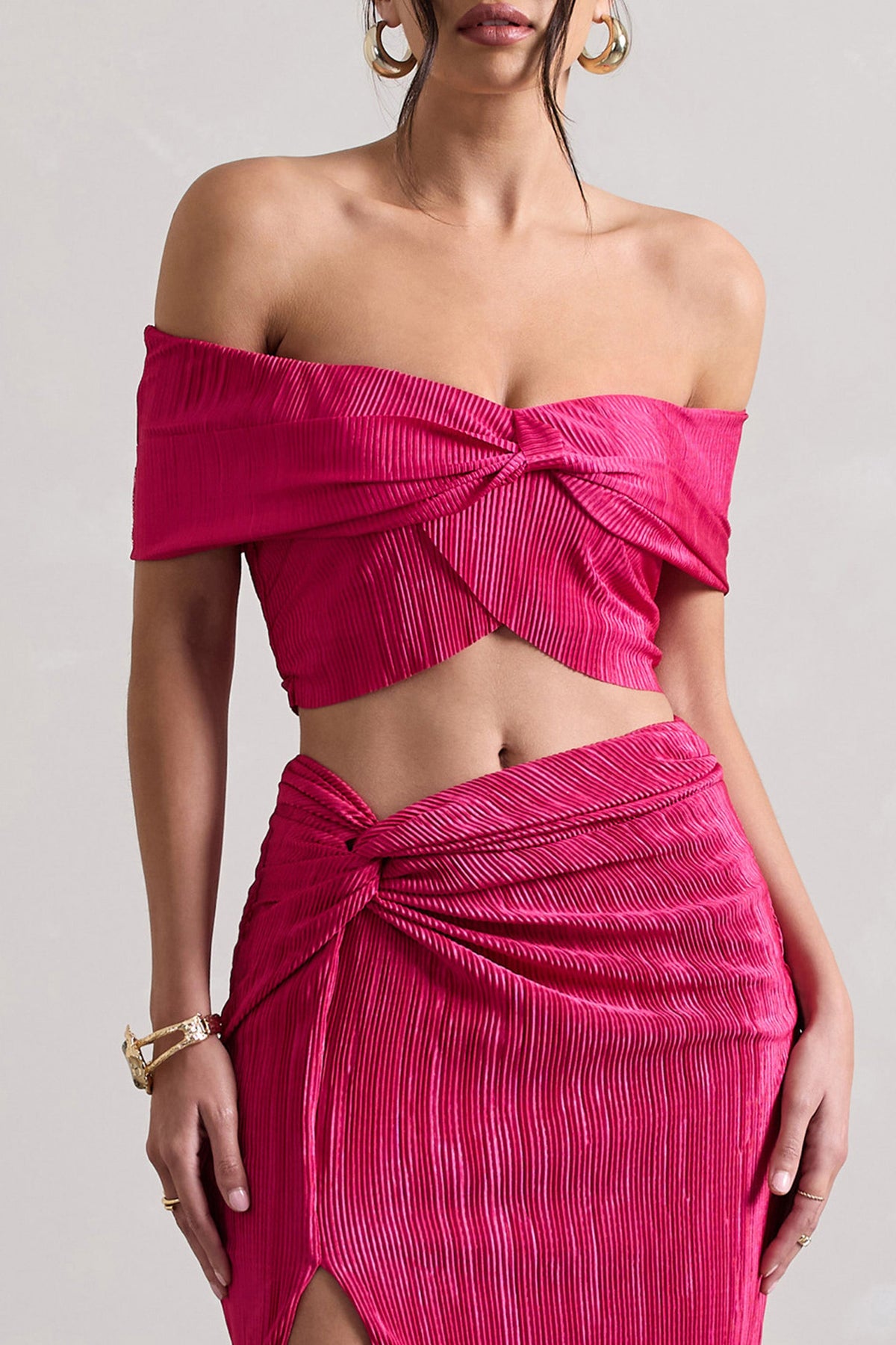 Seara | Crop top bardot torsadé en plissé rose fuchsia