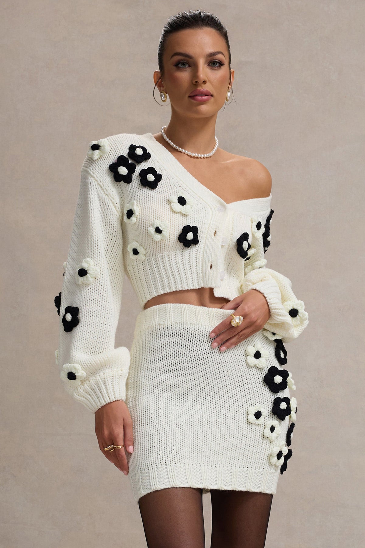 WB_HR_CL134915028-LouvreCream_BlackKnitCroppedFloralCardigan_HR_CL134916028-TriompheCream_BlackKnitFloralMiniSkirt0_9bd9632a-047d-4ca4-af0e-da79f396a16f