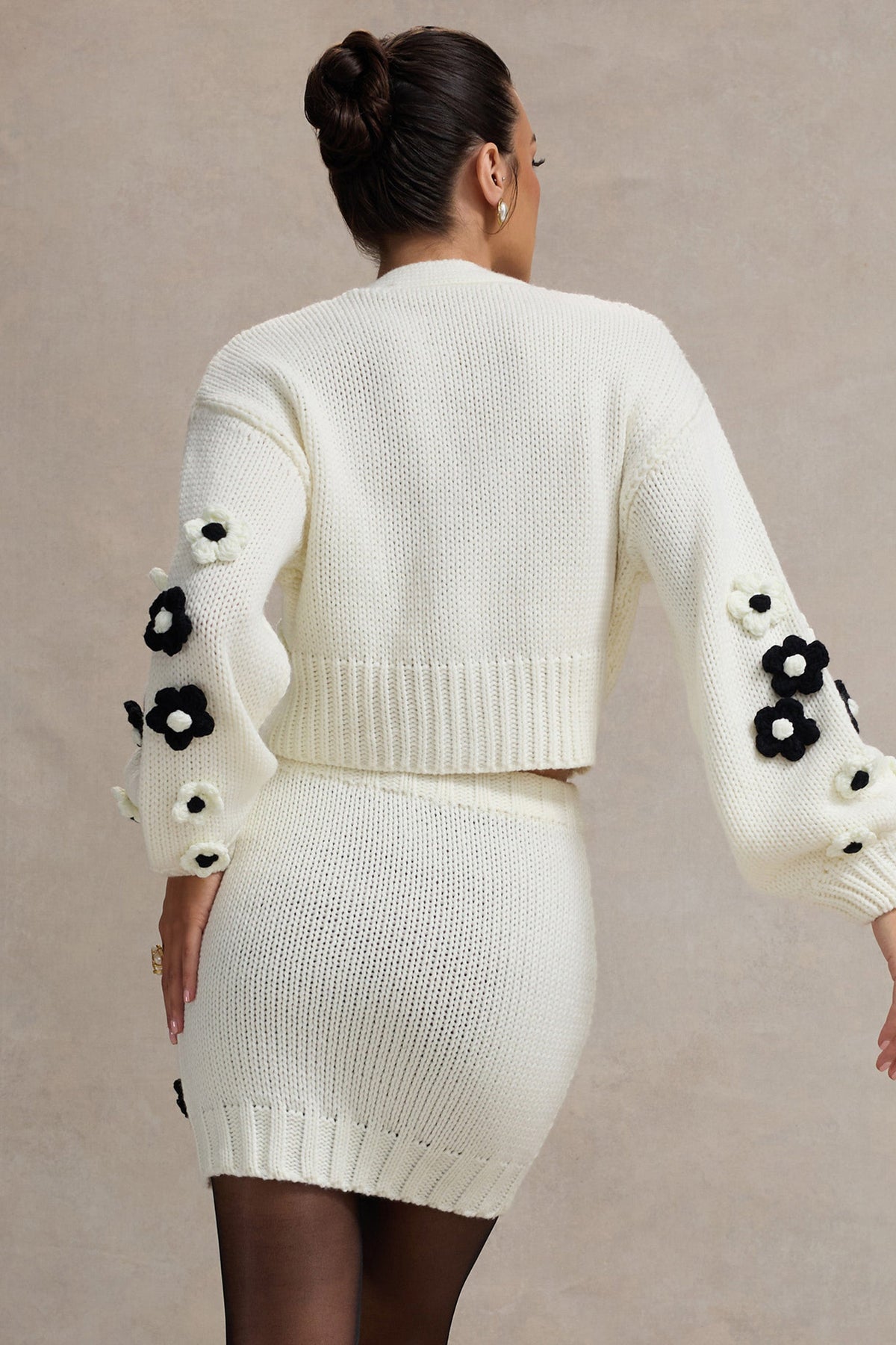 WB_HR_CL134915028-LouvreCream_BlackKnitCroppedFloralCardigan_HR_CL134916028-TriompheCream_BlackKnitFloralMiniSkirt12_8e8cfd5e-9e1c-409e-b8f6-a03cb1444869