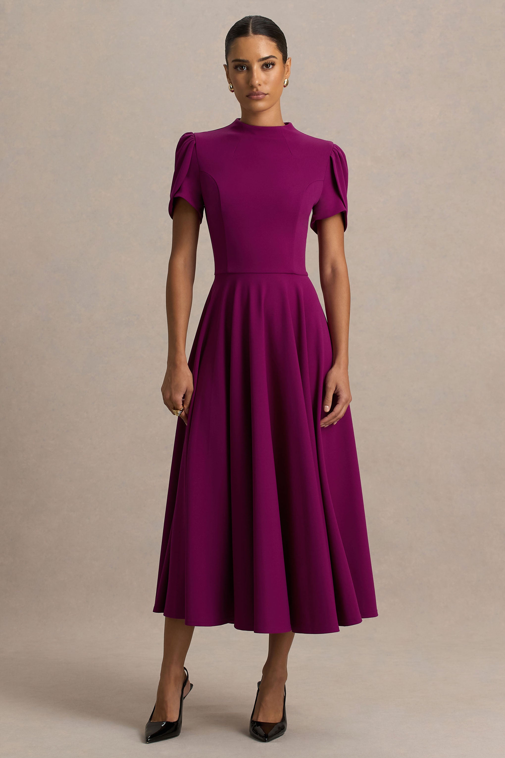 Vicky | Robe Mi-Longue Prune À Col Montant Et Manches Bouffantes – Club ...