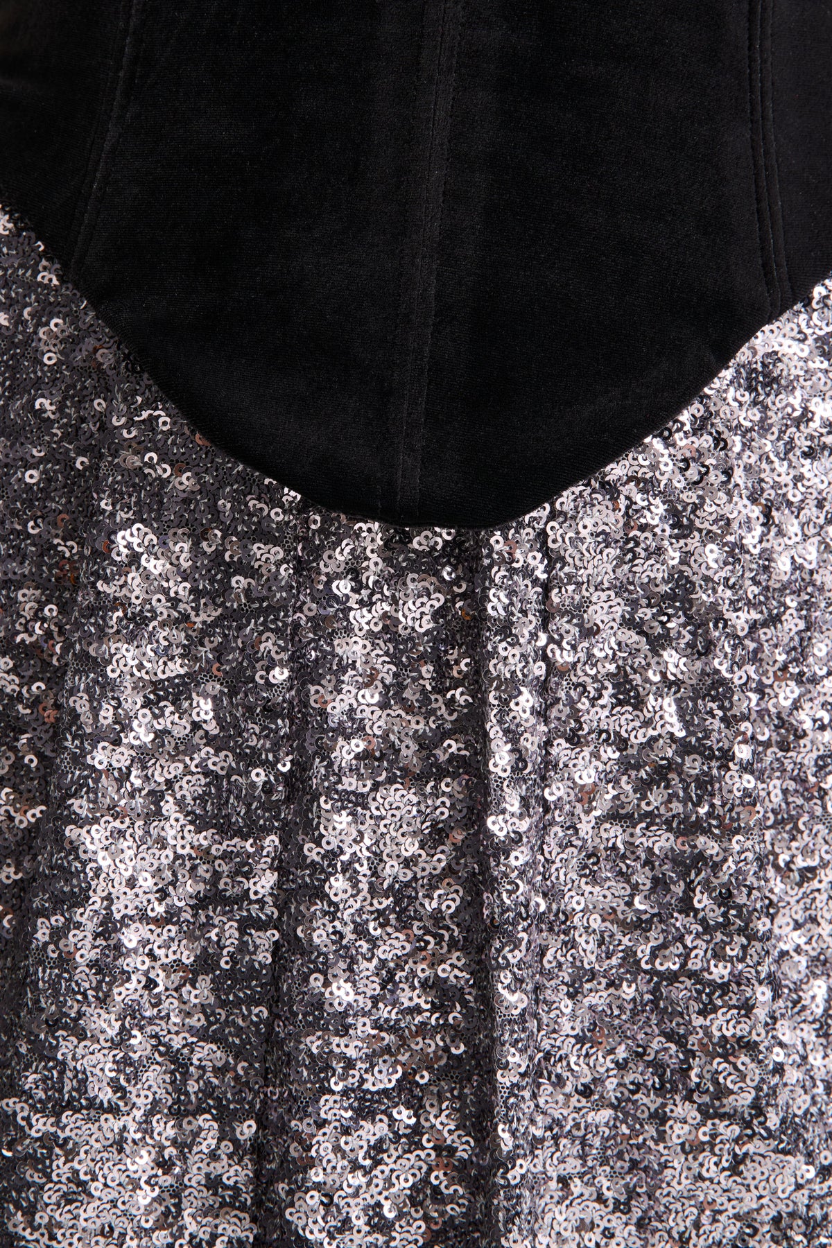 uploaded_image_4_36okv